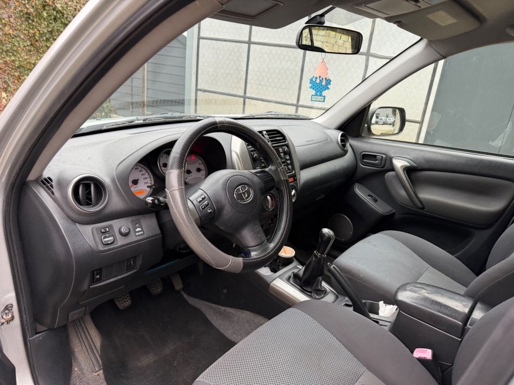 Toyota RAV4 1.8-16V VVT-i Luna Airco BULLBAR NAP 5DRS, Gebruikt, 4 cilinders, Bedrijf, Handgeschakeld