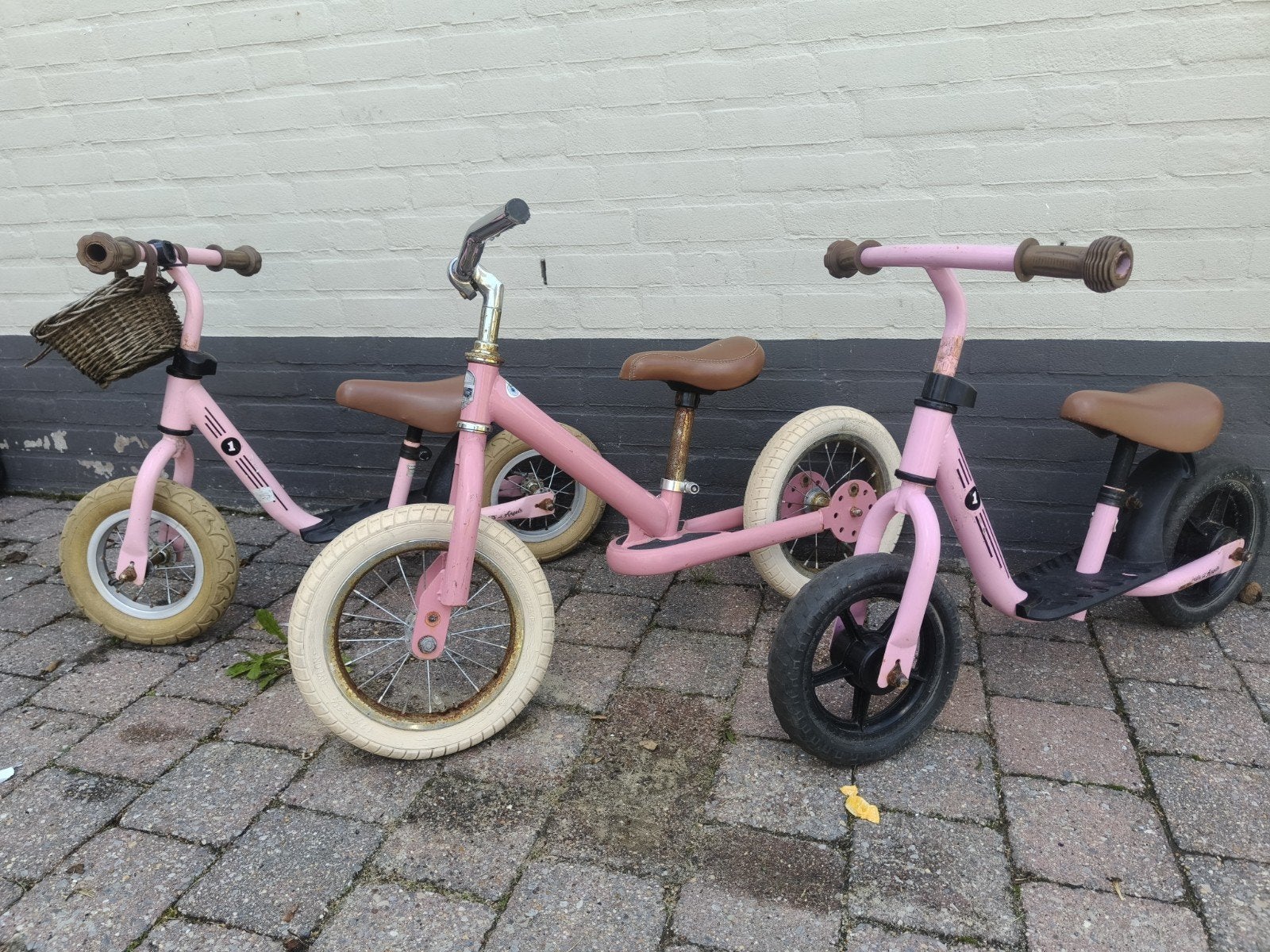 3x Gebruikte Loopfietsen - Roze, Ophalen, Gebruikt, Minder dan 16 inch