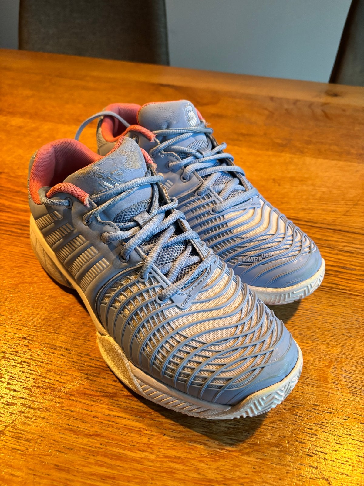 K-Swiss sportschoenen - lichtblauw/roze, maat 41, Ophalen, Blauw, Sportschoenen, Zo goed als nieuw