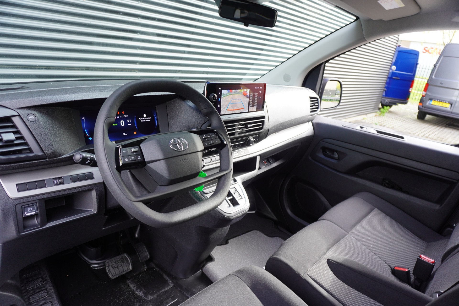 Toyota PROACE Electric Worker Comfort Extra Range 75 kWh 345, 136 pk, Gebruikt, Wit, 2028 kg