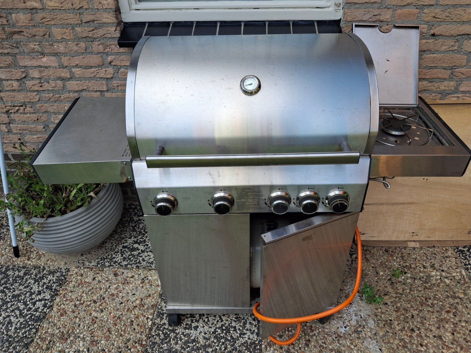 Roestvrijstalen gasbarbecue met 4 branders, Ophalen, Gebruikt, Onbekend