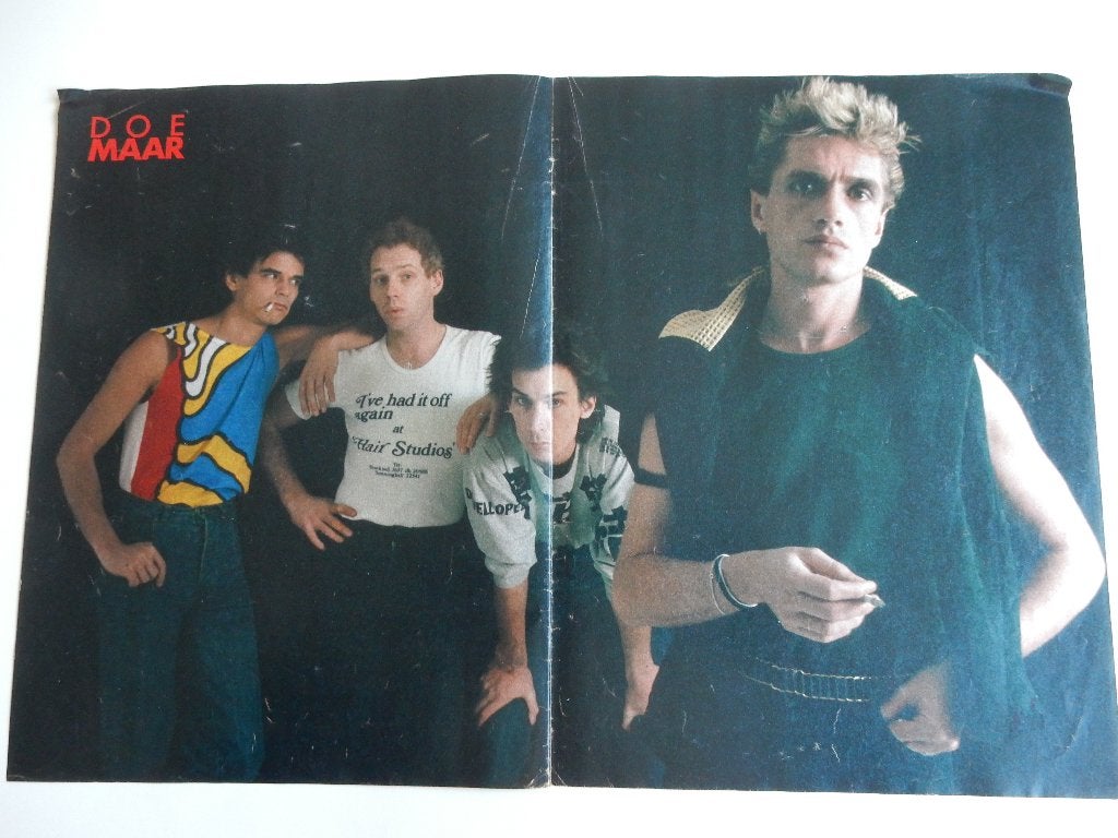 Doe Maar postertje op achterkant Billy Joel., Verzamelen, Rechthoekig Liggend, Ophalen of Verzenden, Zo goed als nieuw, A1 t/m A3