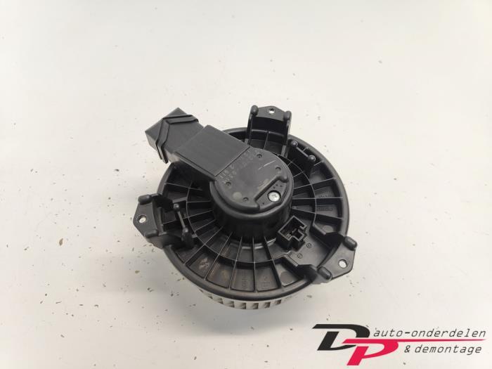 Kachel Ventilatiemotor van een Suzuki Swift, Auto-onderdelen, Gebruikt, -, -, Ophalen of Verzenden