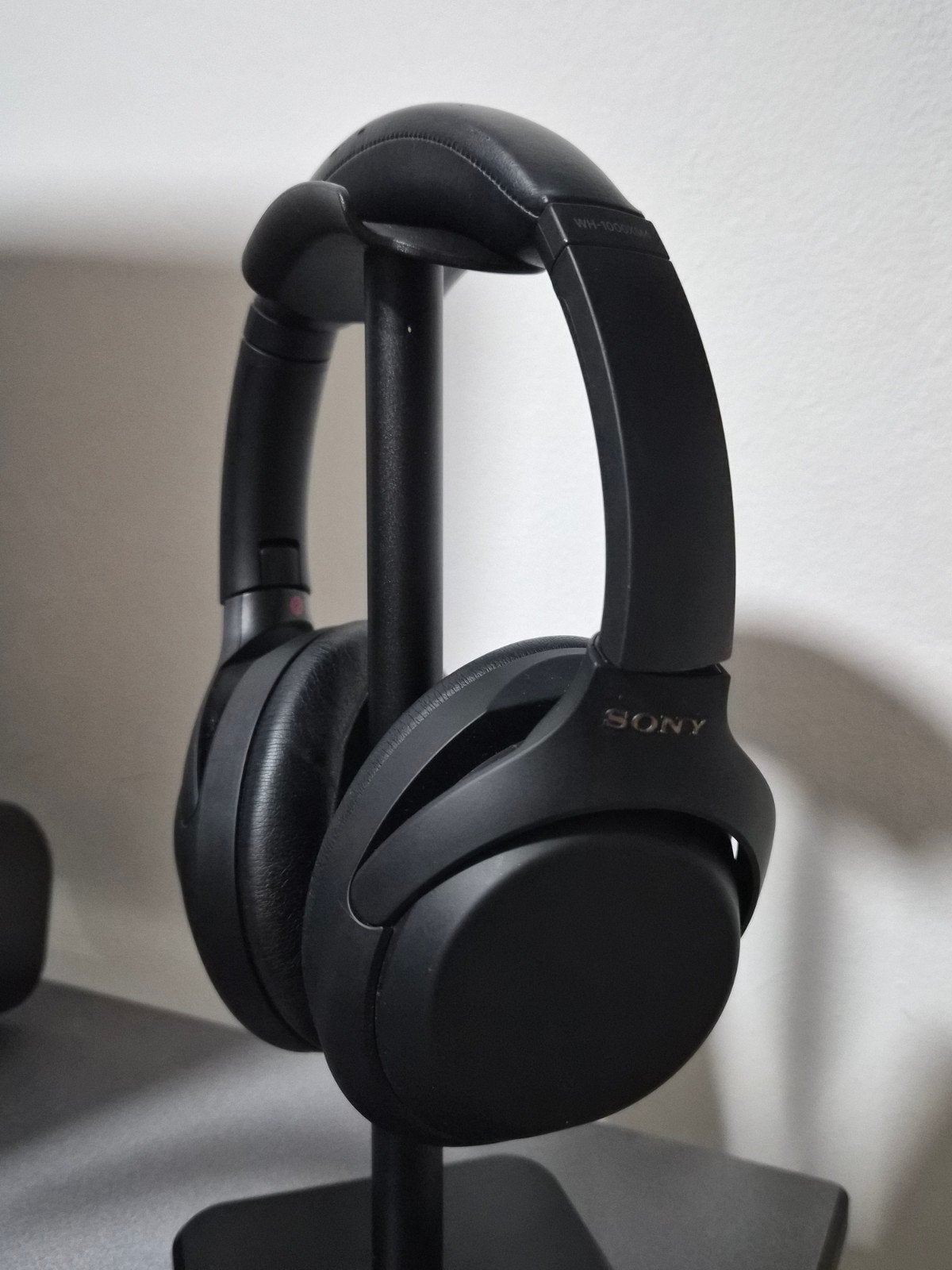 Sony WH-1000XM4 koptelefoon met hoesje en kabels, Gebruikt, Draadloos, Ophalen of Verzenden, Zwart