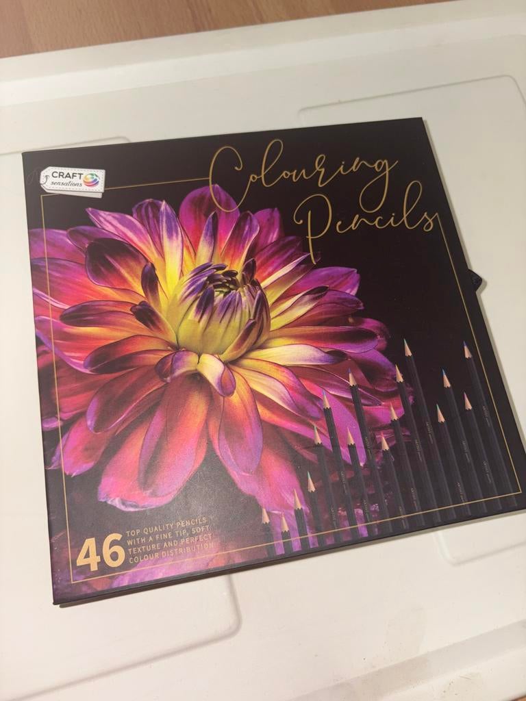 Craft Sensations Kleurpotloden Set - 46 Stuks, Ophalen, Zo goed als nieuw, Potlood of Stift