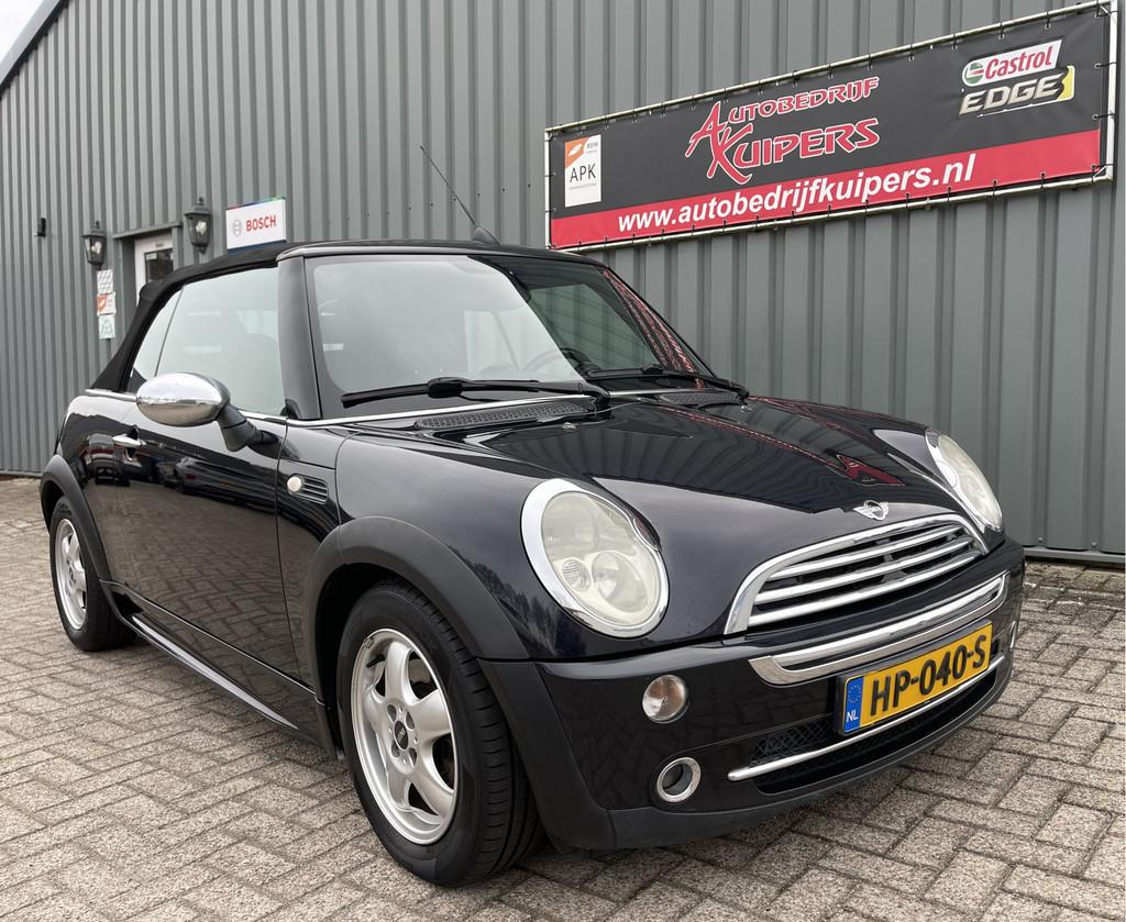 MINI Cabrio 1.6 Cooper Chili Airco.Leer.Cruise.Lm.velgen.Pdc, Gebruikt, Zwart, 4 cilinders, Cabriolet