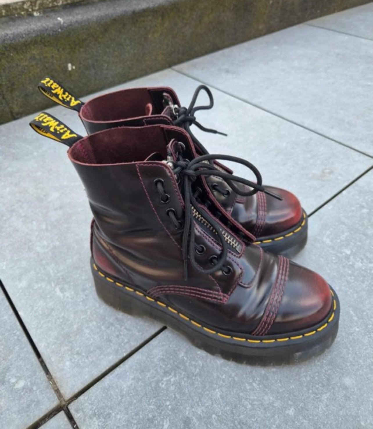 Dr. Martens Arcadia platform laarzen, Hoge laarzen, Ophalen of Verzenden, Zo goed als nieuw, Rood