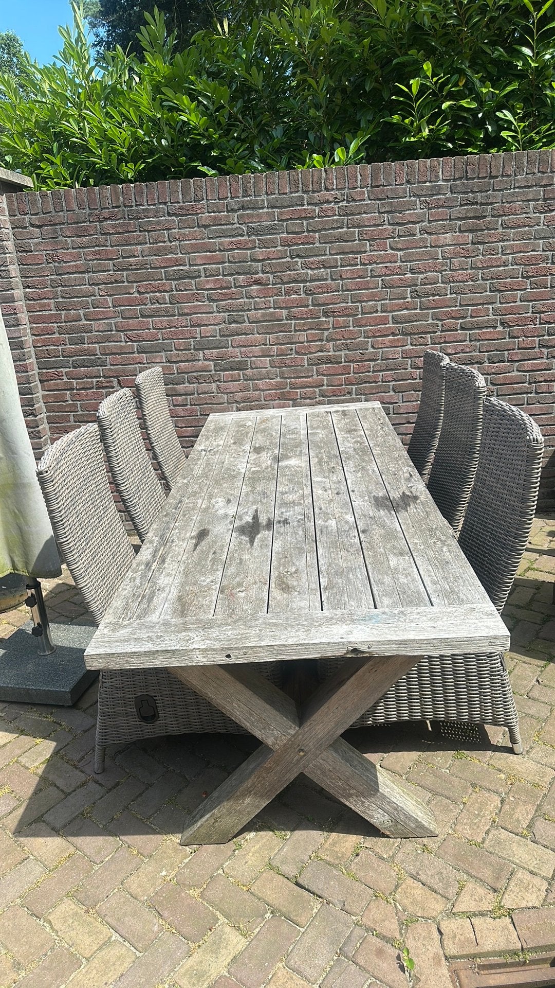Teak houten tafel met 6 stoelen en tuinkussens, Huis en Inrichting, Ophalen, Gebruikt, 200 cm of meer, 50 tot 100 cm