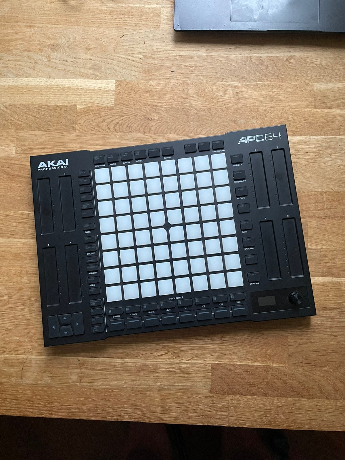 Akai APC64 midi/daw controller, Muziek en Instrumenten, Ophalen of Verzenden, Zo goed als nieuw