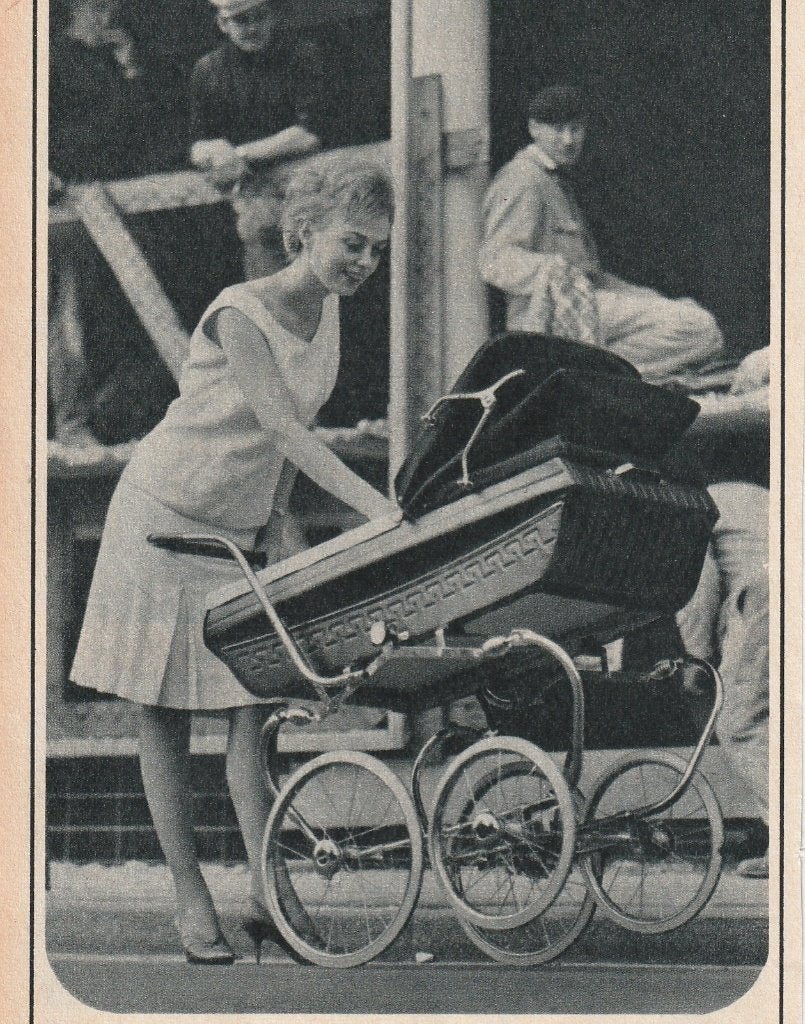 Retro reclame 1966 Koelstra kinderwagen Gloriëtte 719 Z, Verzenden, Overige typen