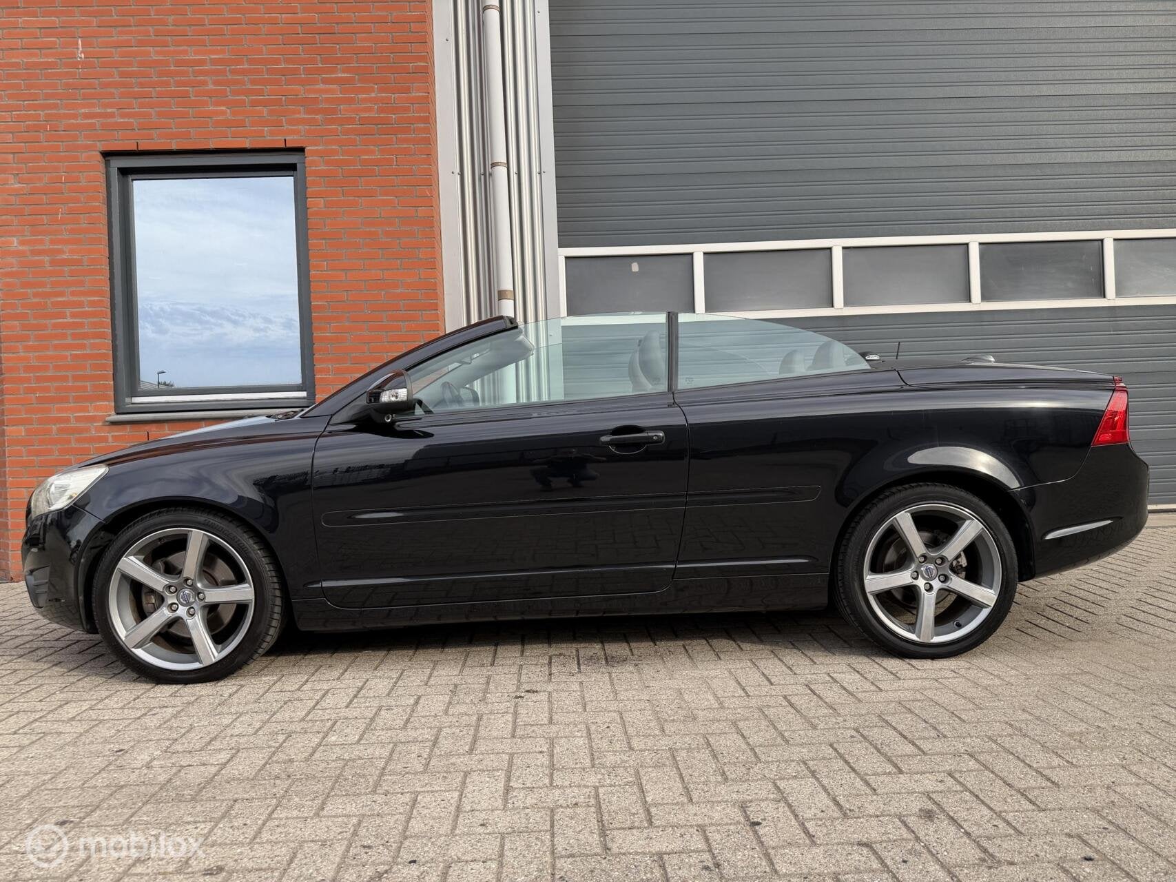 Volvo C70 2.4i Geartonic Intro Edition - orig NL - 2e eig., Auto's, C70, Gebruikt, Zwart, Cabriolet