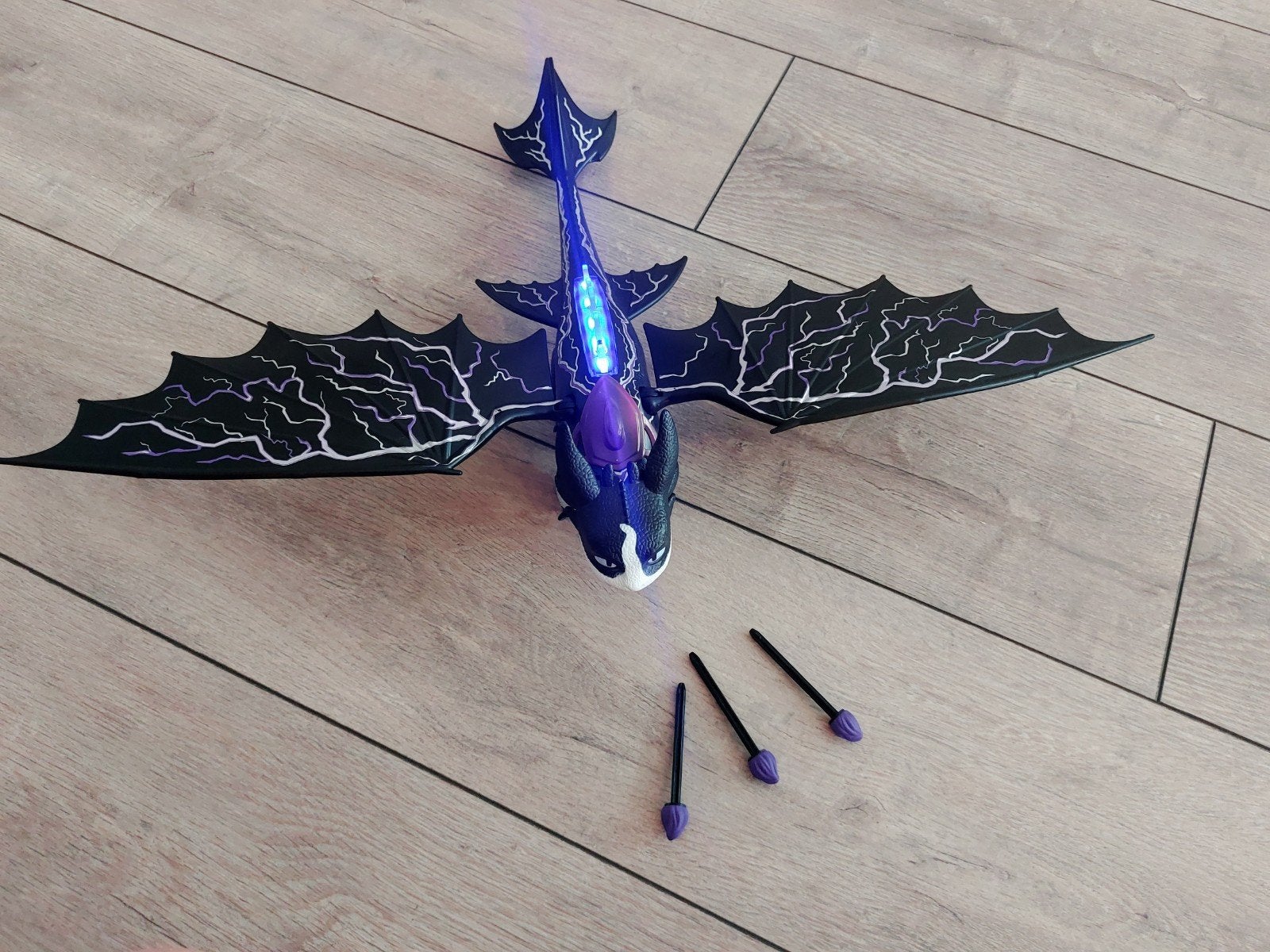 DreamWorks Dragons Tandloze speelgoed draak met licht, Ophalen of Verzenden, Gebruikt