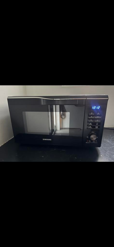 Samsung Combimagnetron, Combimagnetron, Grill, Ophalen of Verzenden, Zo goed als nieuw
