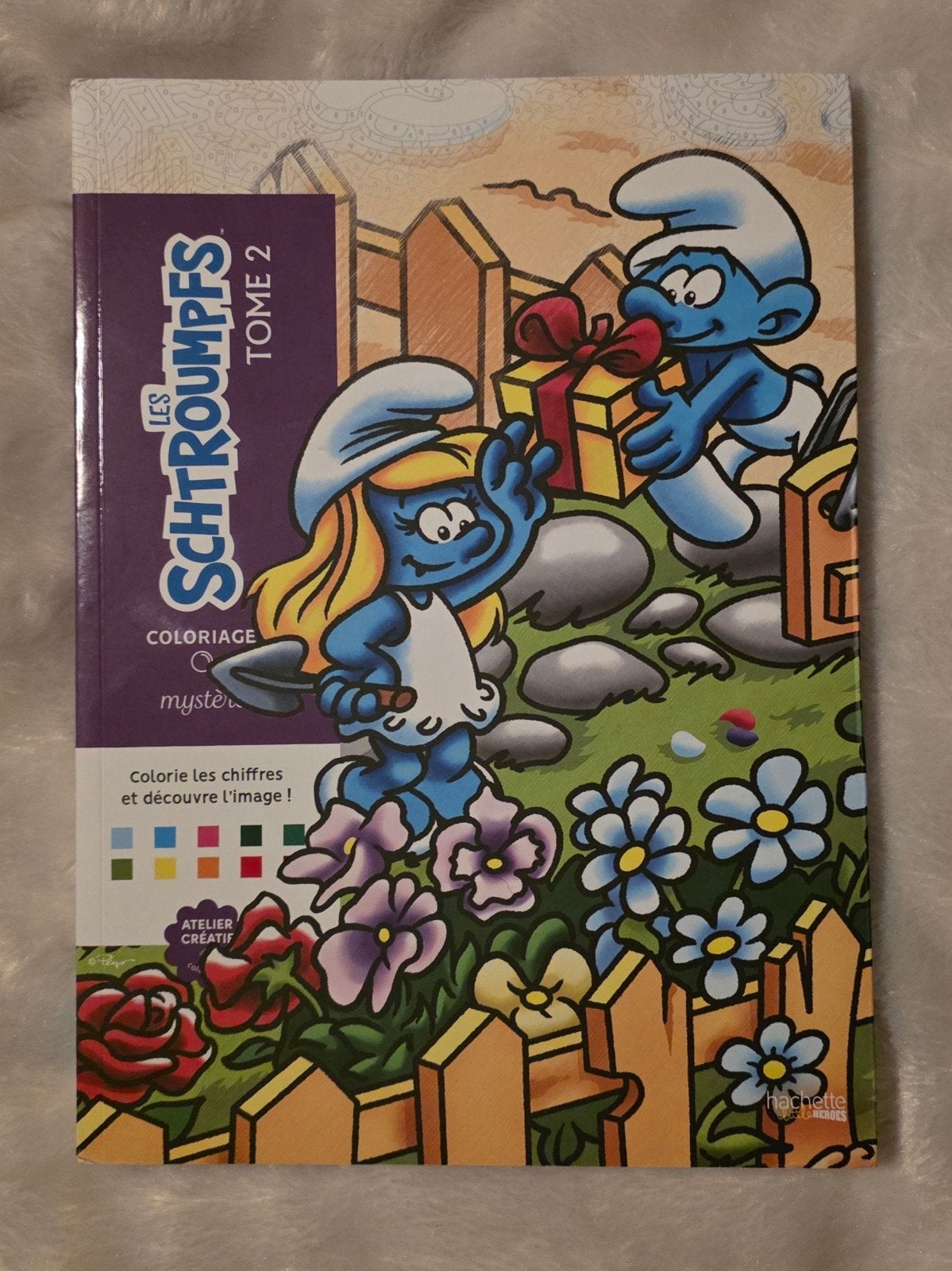 *NIEUW* coloriages mysteres les Schtroumpfs tome 2, Hobby en Vrije tijd, Tekenen, Ophalen of Verzenden, Nieuw