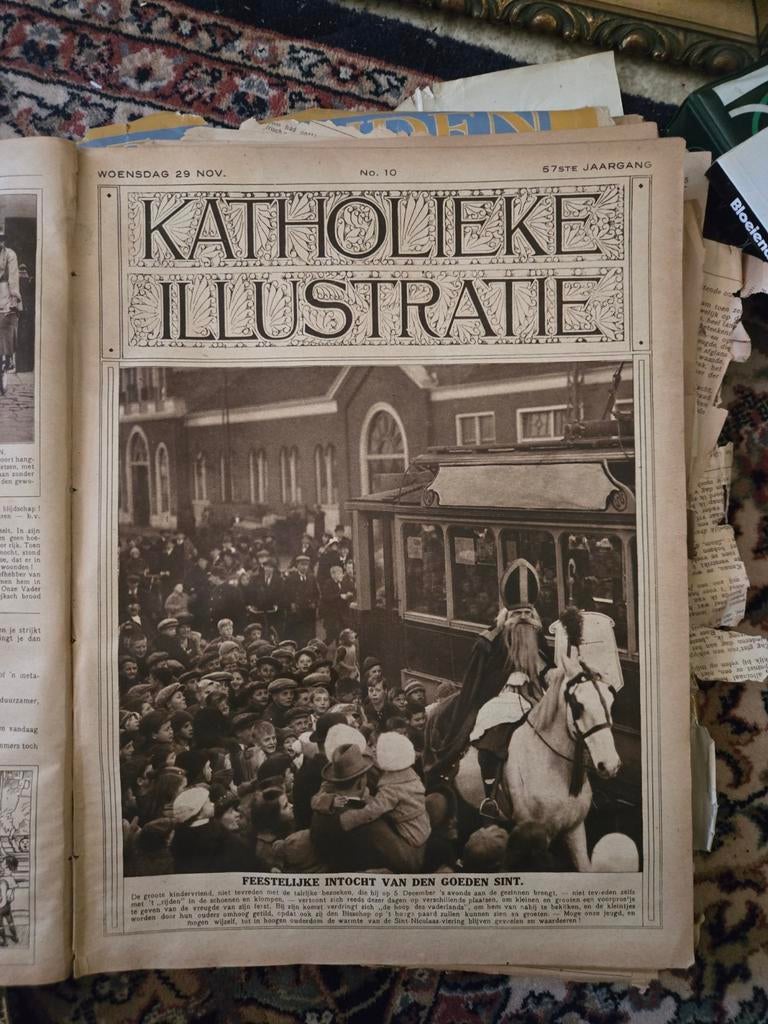 Katholieke Illustratie verschillende gebonden delen, Antiek en Kunst, Ophalen of Verzenden