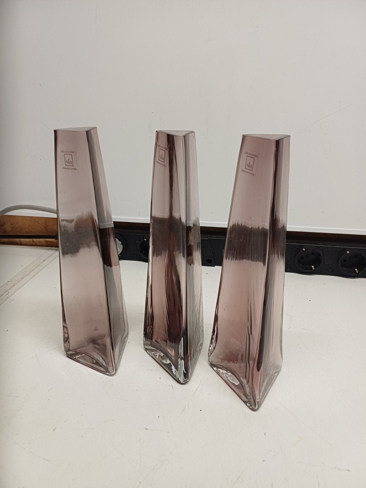 3x Sia orchidee vazen van paars glas, 26cm hoog, Ophalen of Verzenden, Gebruikt, Paars, Glas
