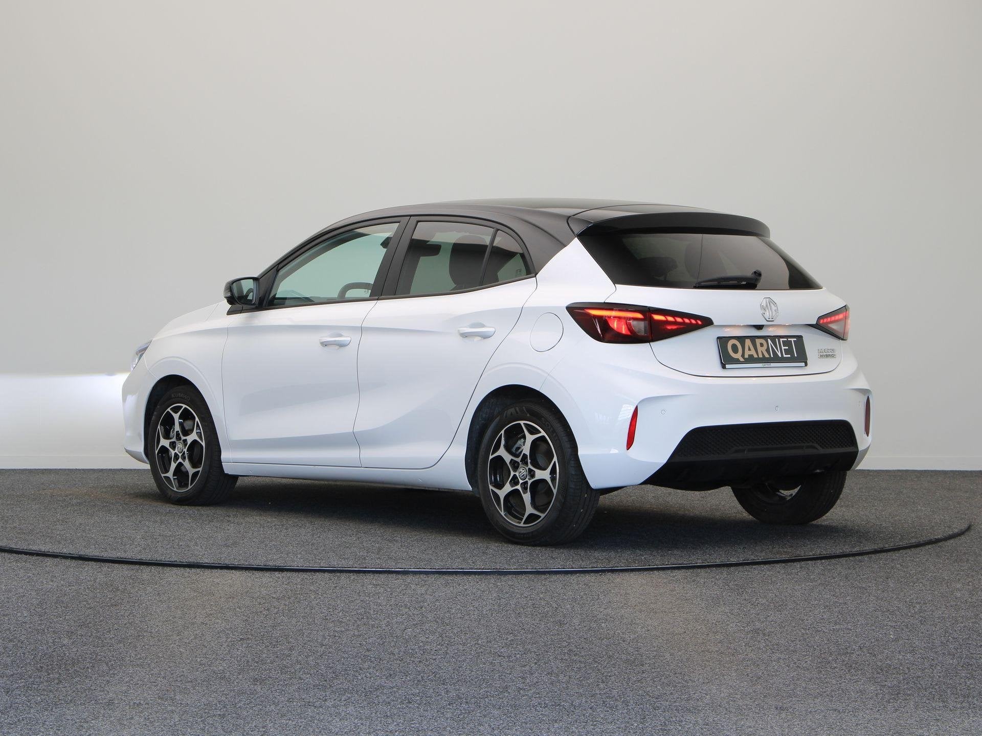 MG 3 1.5 Hybrid+ Luxury | Bi-Tone | Apple Carplay & Android, Auto's, Dealer onderhouden, 4 cilinders, 2 kWh, 1283 kg