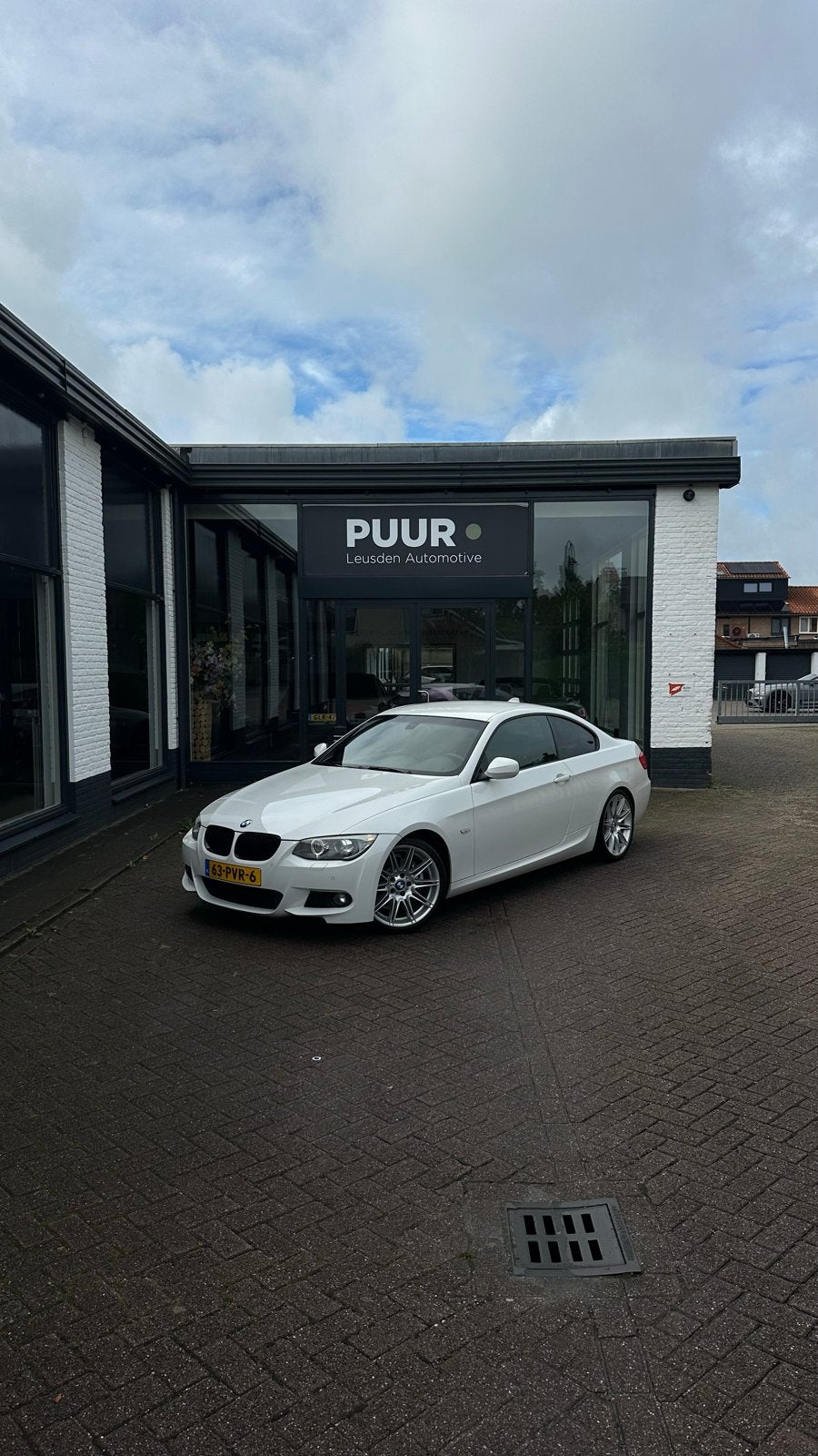 Bmw 325i E92 - NIEUWE MOTOR, Dealer onderhouden, Achterwielaandrijving, Alcantara, Wit