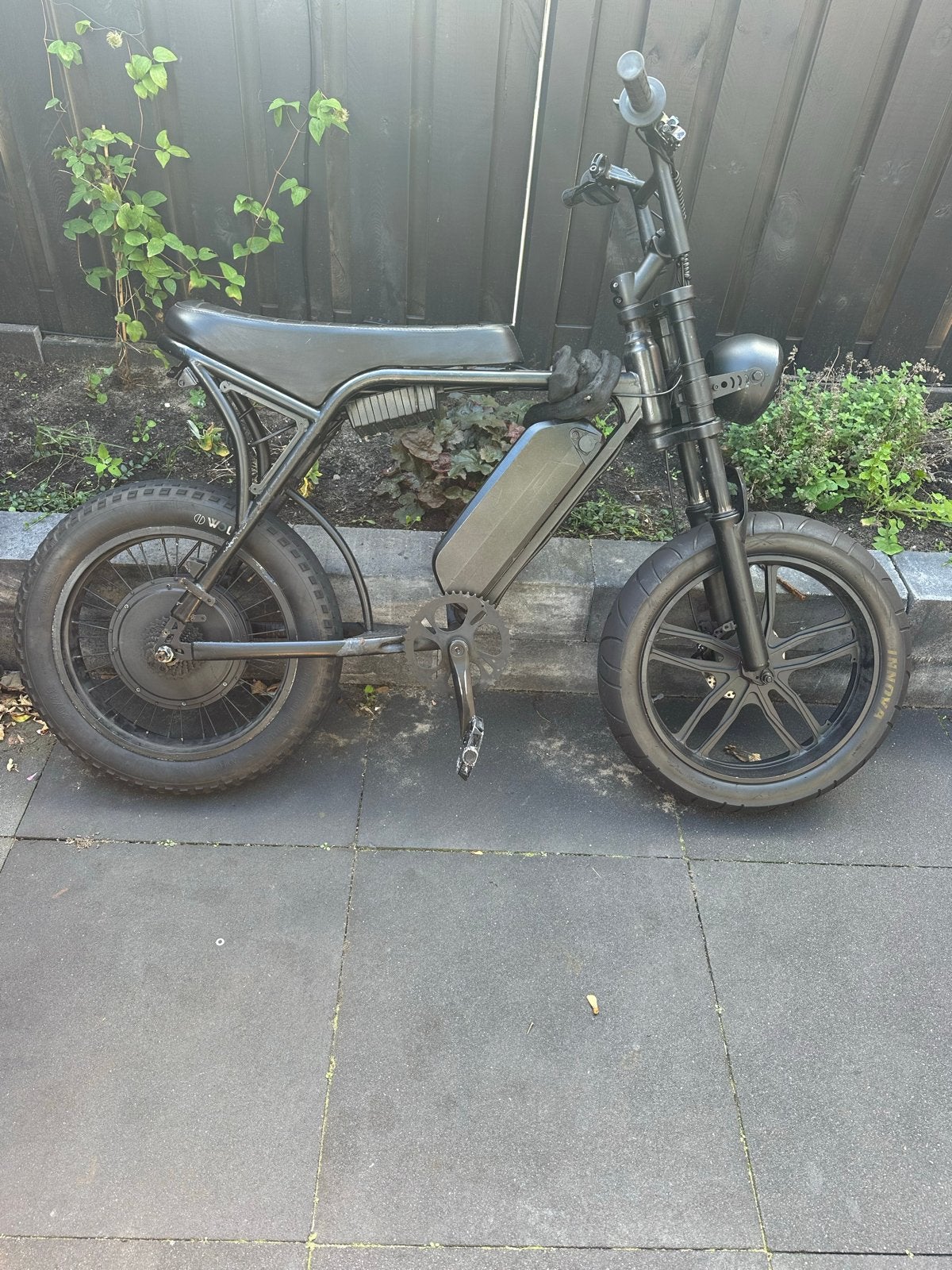 Fatbike v8 met 2000W motor en 48V accu, Ophalen, Gebruikt, 50 km per accu of meer, Overige merken