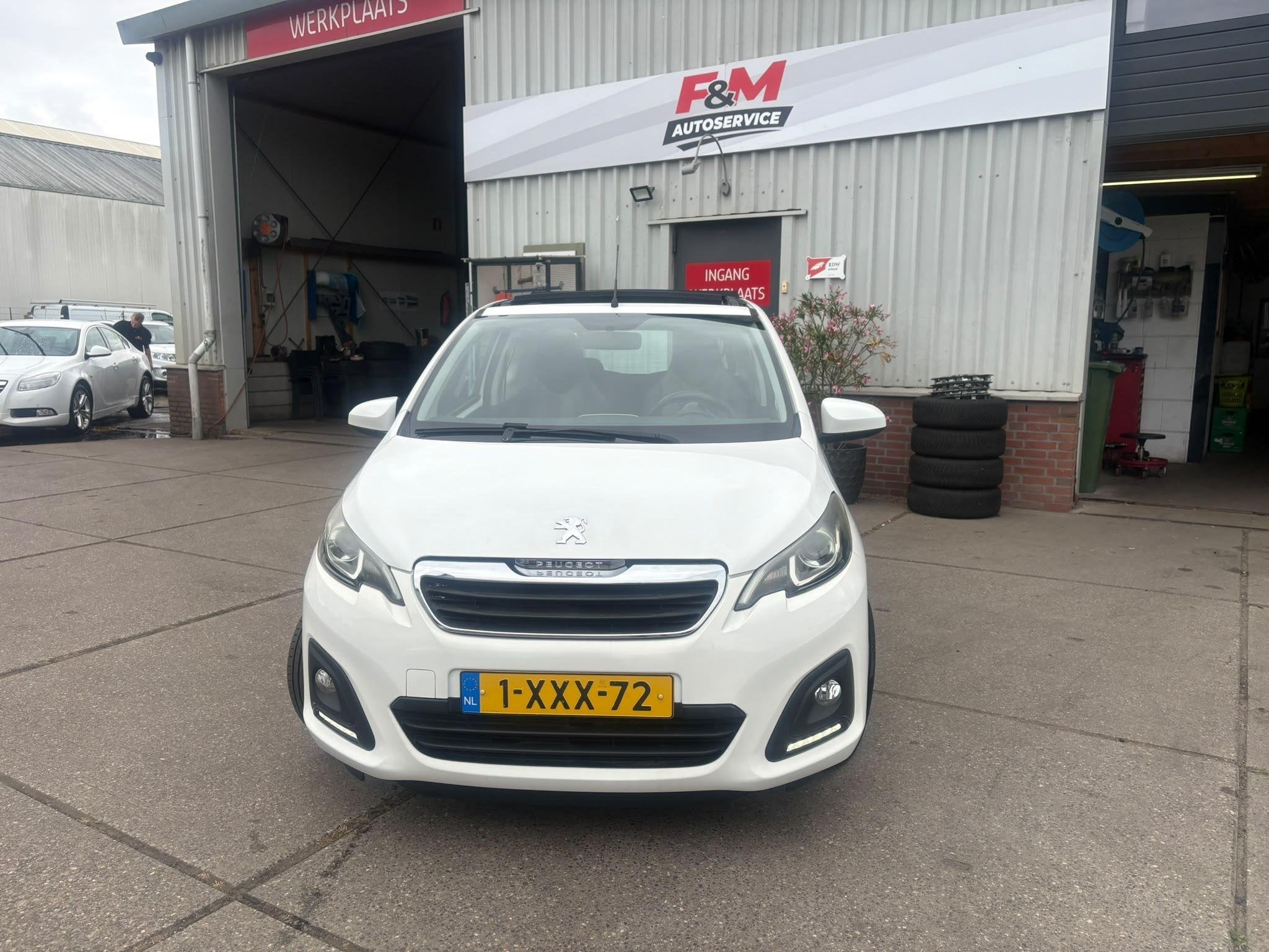 Peugeot 108 1.0 e-VTi Active TOP! Airco, radio, Auto's, Peugeot, Voorwielaandrijving, Stof, Gebruikt, 4 stoelen