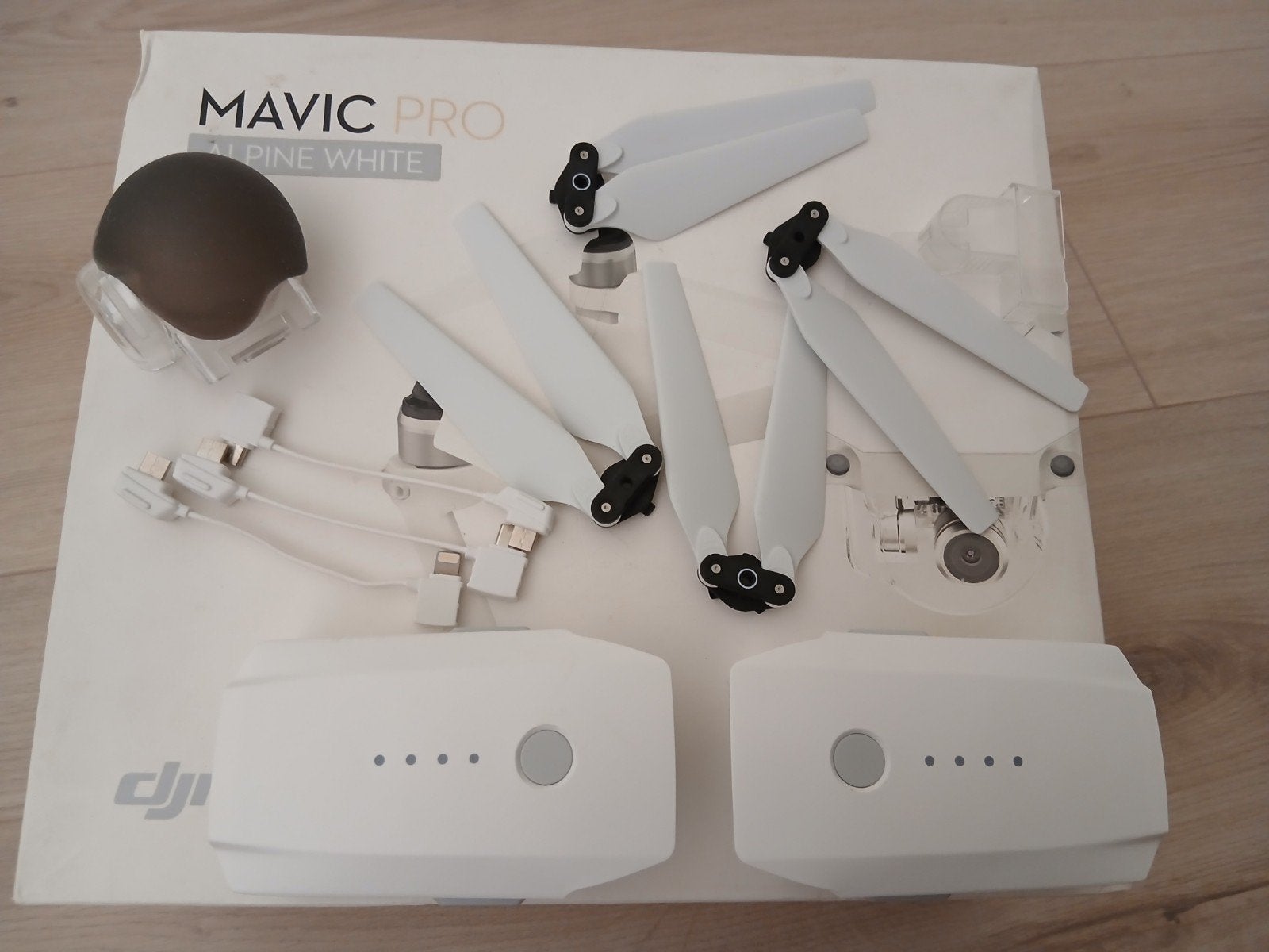 DJI Mavic Pro Alpine White onderdelen incl 2 accu's & bag, Ophalen of Verzenden, Professionele drone, DJI