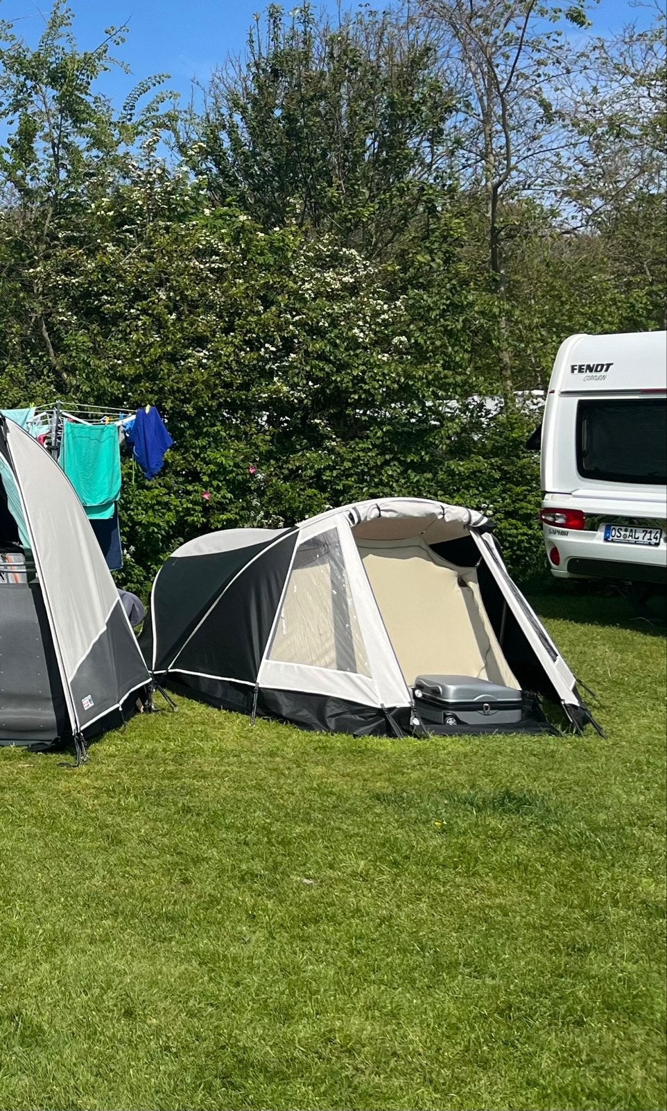 Unico Poolvos 2 tent - Compacte en comfortabele trekkerstent, Ophalen, Zo goed als nieuw, Tot en met 2