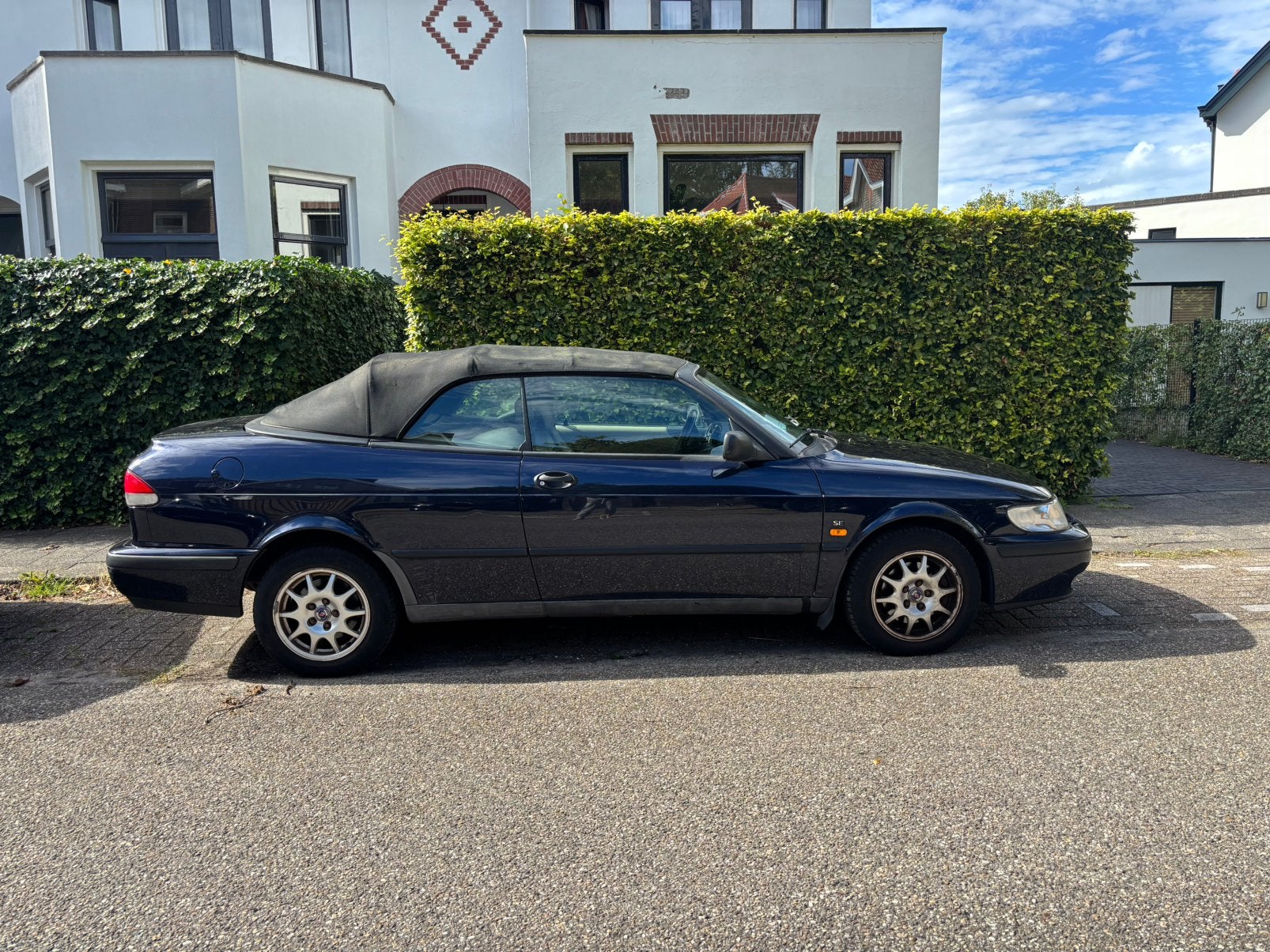 Saab 9-3 2.0 I Cabrio 1999 Blauw | APK tot mei 27, Auto's, Voorwielaandrijving, 4 cilinders, Cabriolet, Handgeschakeld