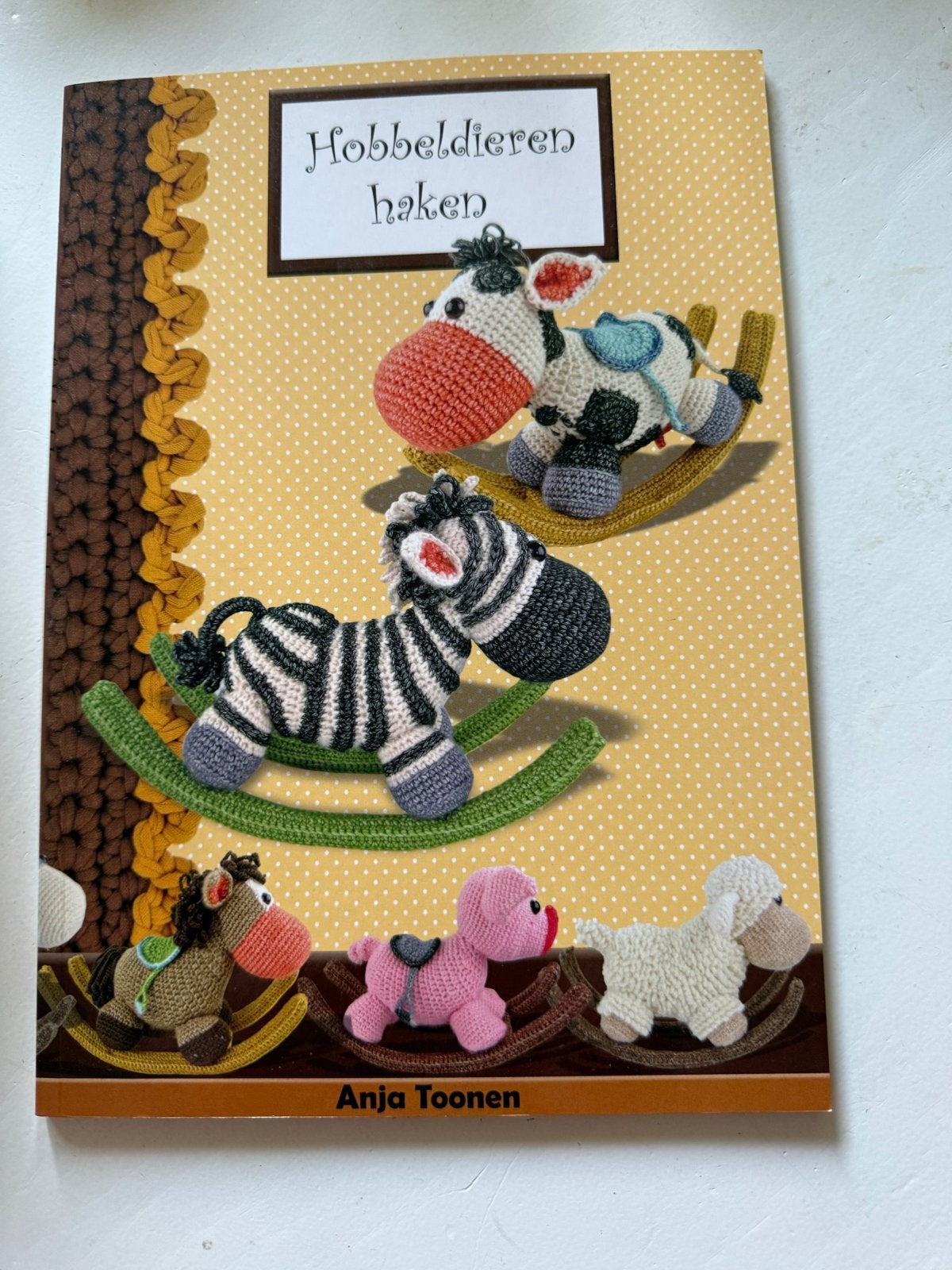 Hobbel Dieren Haken - Anja Toonen, Ophalen, Zo goed als nieuw, Breien en Haken