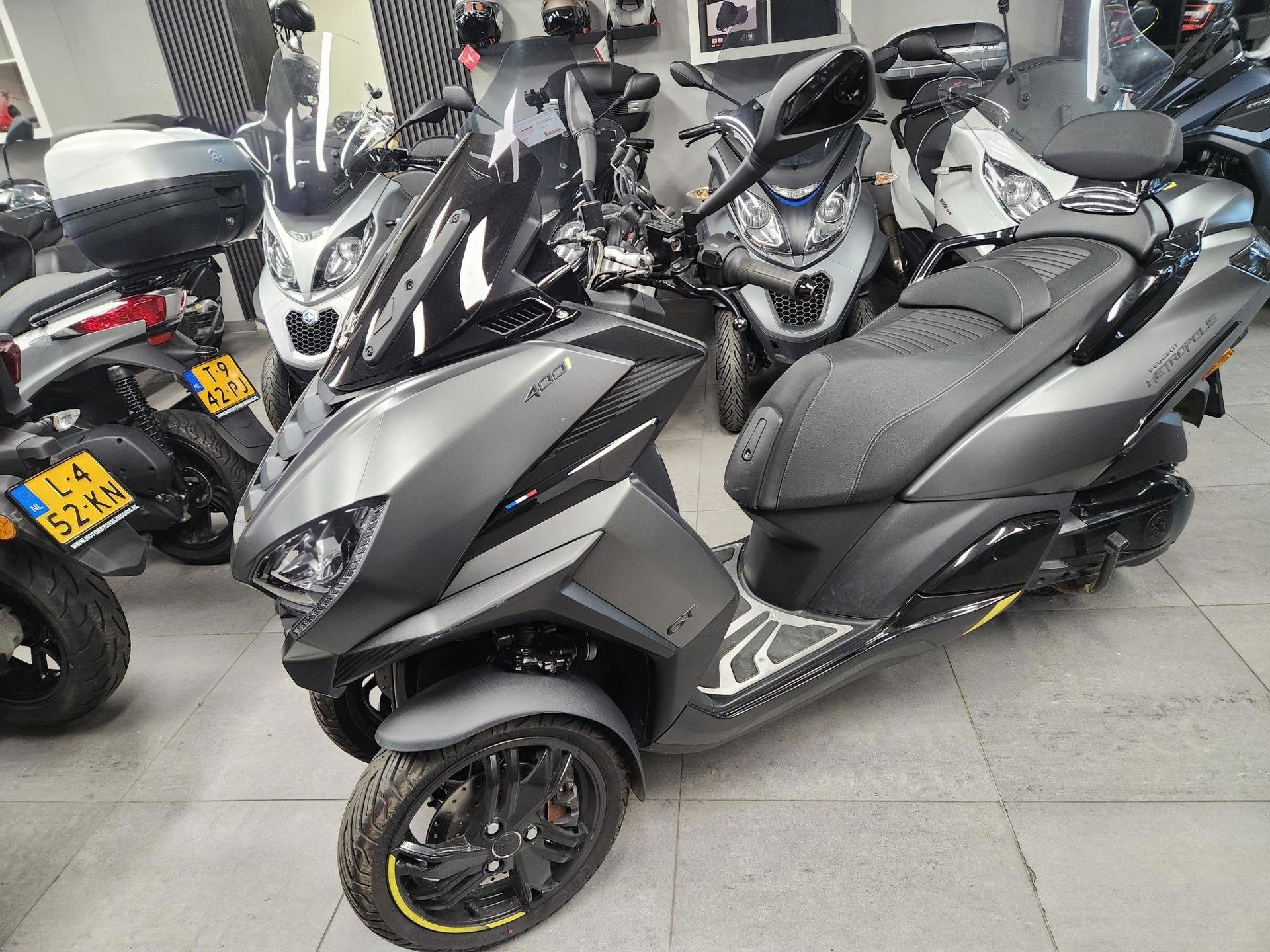 Peugeot Metropolis GT 400i 2023 2199KM RIJKLAAR, Motoren, Motoren | Overige merken, Info@motorstorelimburg.nl, Bedrijf, Overig