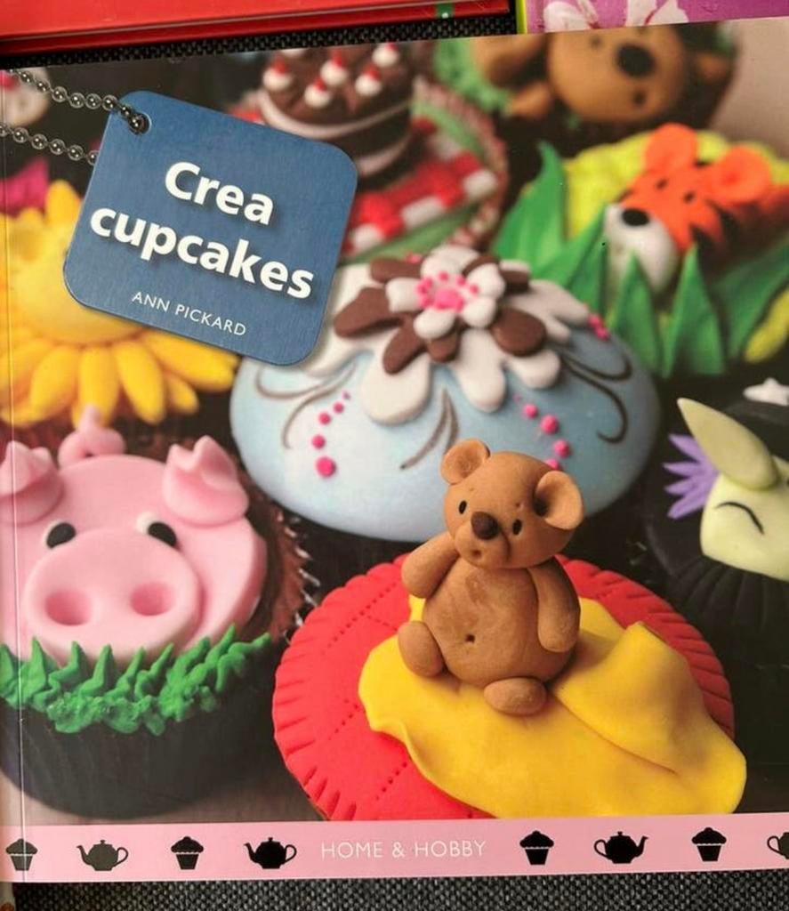 Crea cupcakes, Ophalen of Verzenden, Zo goed als nieuw, Cupcakes, Boek of Tijdschrift