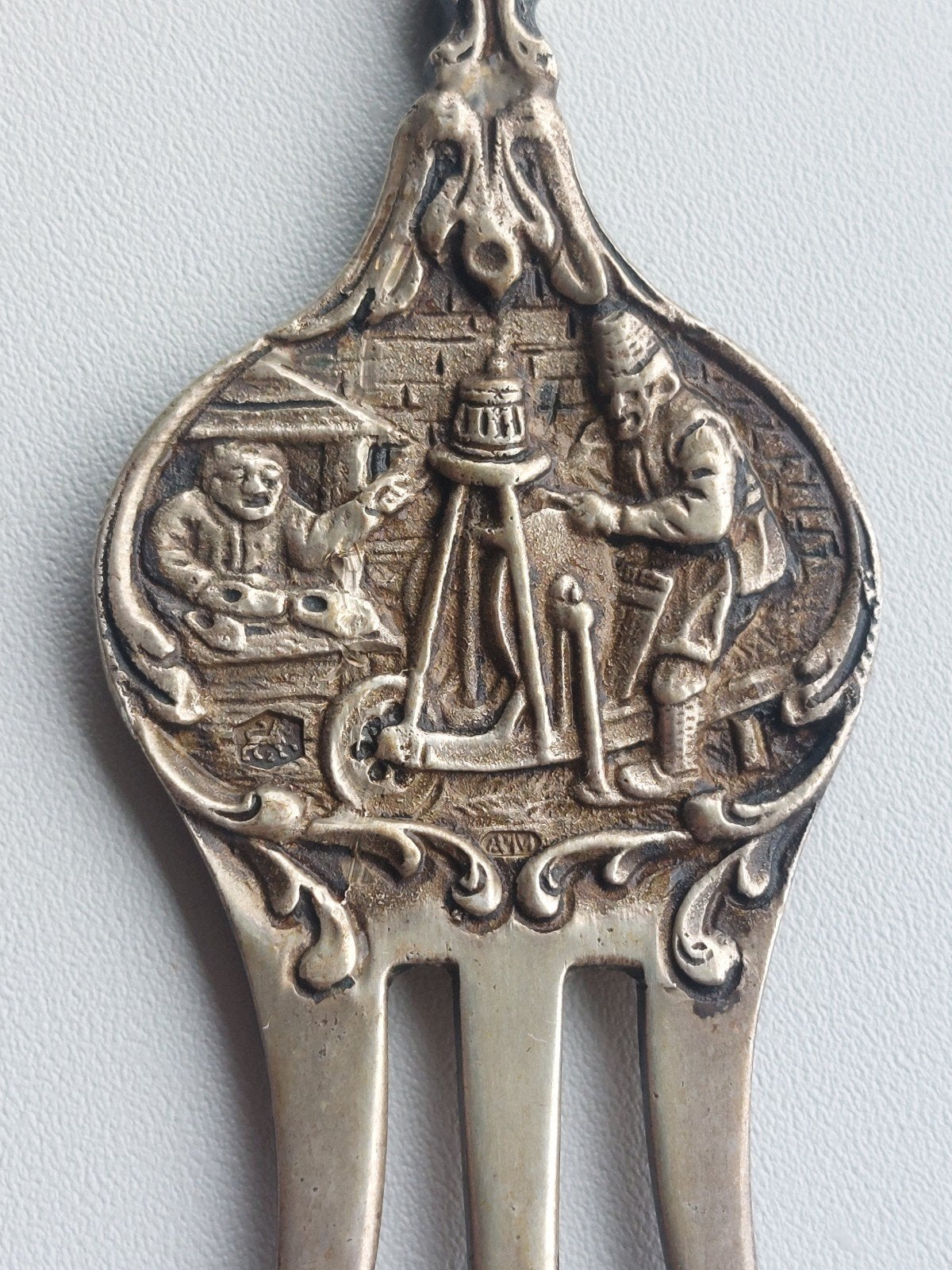 zilveren cakeprikker 1931 - leeuwtje .835, Ophalen of Verzenden, Zilver