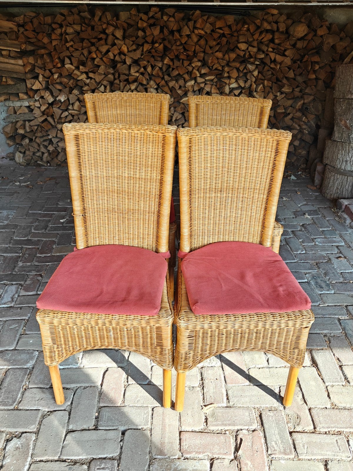 Gratis rotan stoelen met zitkussens - Gebruikt, nette staat, Ophalen, Gebruikt, Bruin, Riet of Rotan