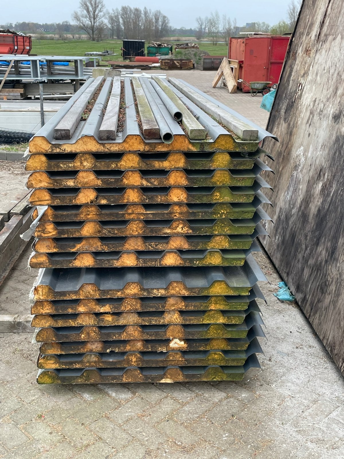 Houten prefab gebouw met HSB wanden en vloerdelen, Ophalen, Gebruikt, Minder dan 25 mm, Overige typen