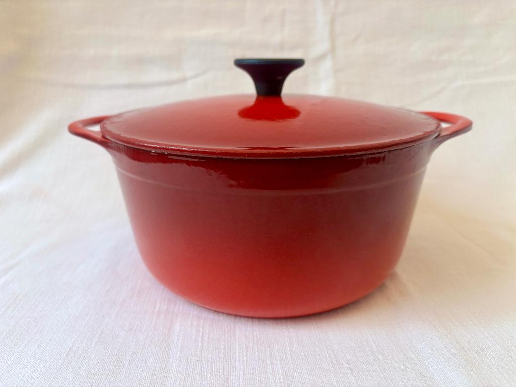 Le Creuset - Stoofpan in Geëmailleerd Gietijzer, Verzenden, Zo goed als nieuw, Gietijzer