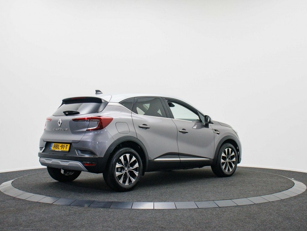 Renault Captur 1.0 TCe Intens | All-seasonbanden | Navi via, Parkeersensor, Gebruikt, Leder en Stof, 3 cilinders