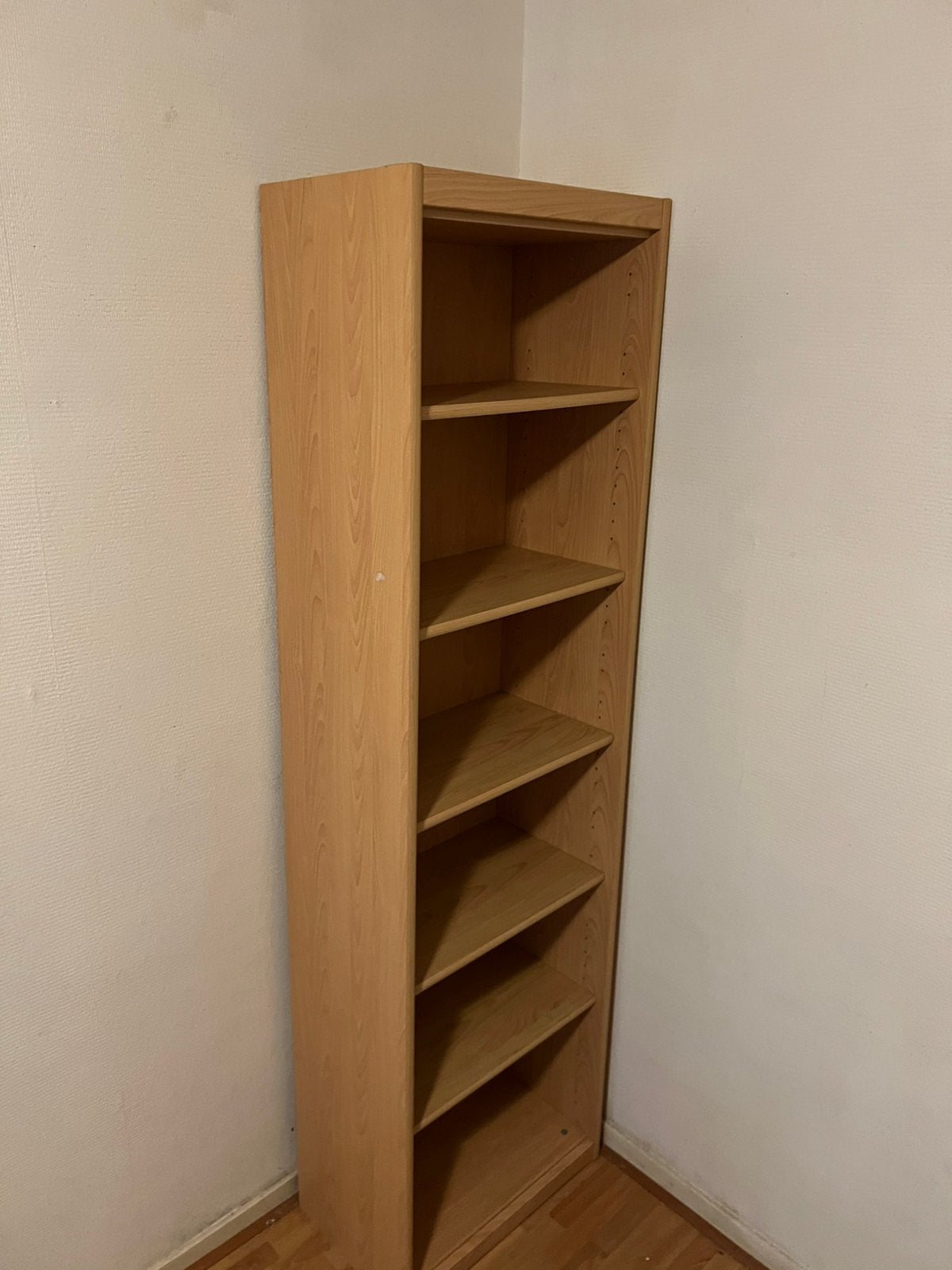 Gratis ophalen : Boekenkast Boeken Kast Hout Zie Foto’s, Huis en Inrichting, Kasten | Boekenkasten, Ophalen, Met plank(en), Gebruikt