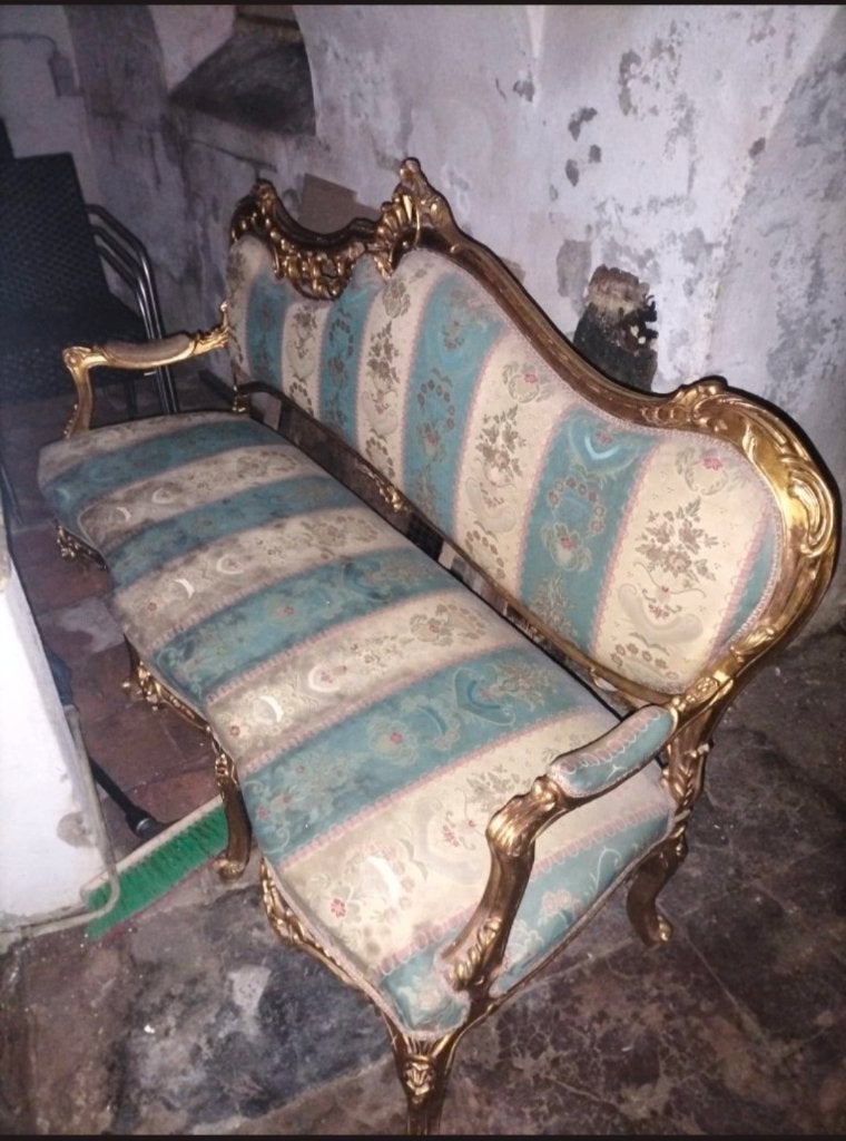 Vintage French Sofa and chairs, Ophalen