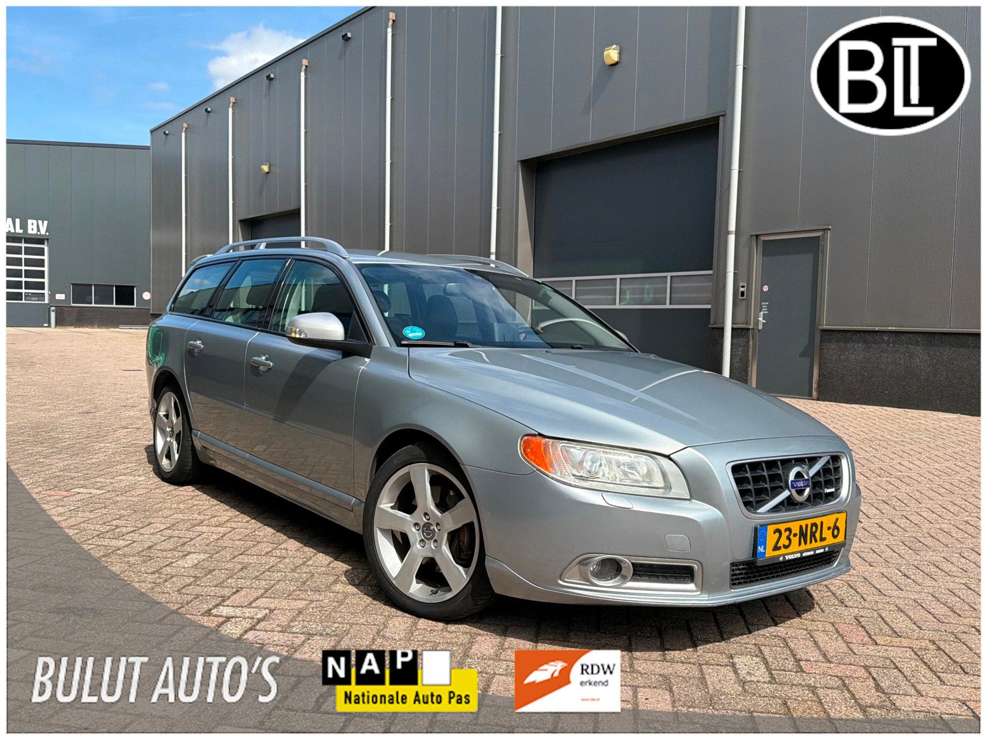Volvo V70 2.0T R-Edition AFNEEMBARE TREKHAAK* AUTOMAAT* LEER, Euro 5, Zwart, 4 cilinders, 1558 kg