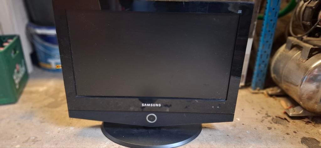 Samsung LE23R32B LCD TV - 23 inch, Ophalen, Gebruikt, 50 Hz, Samsung