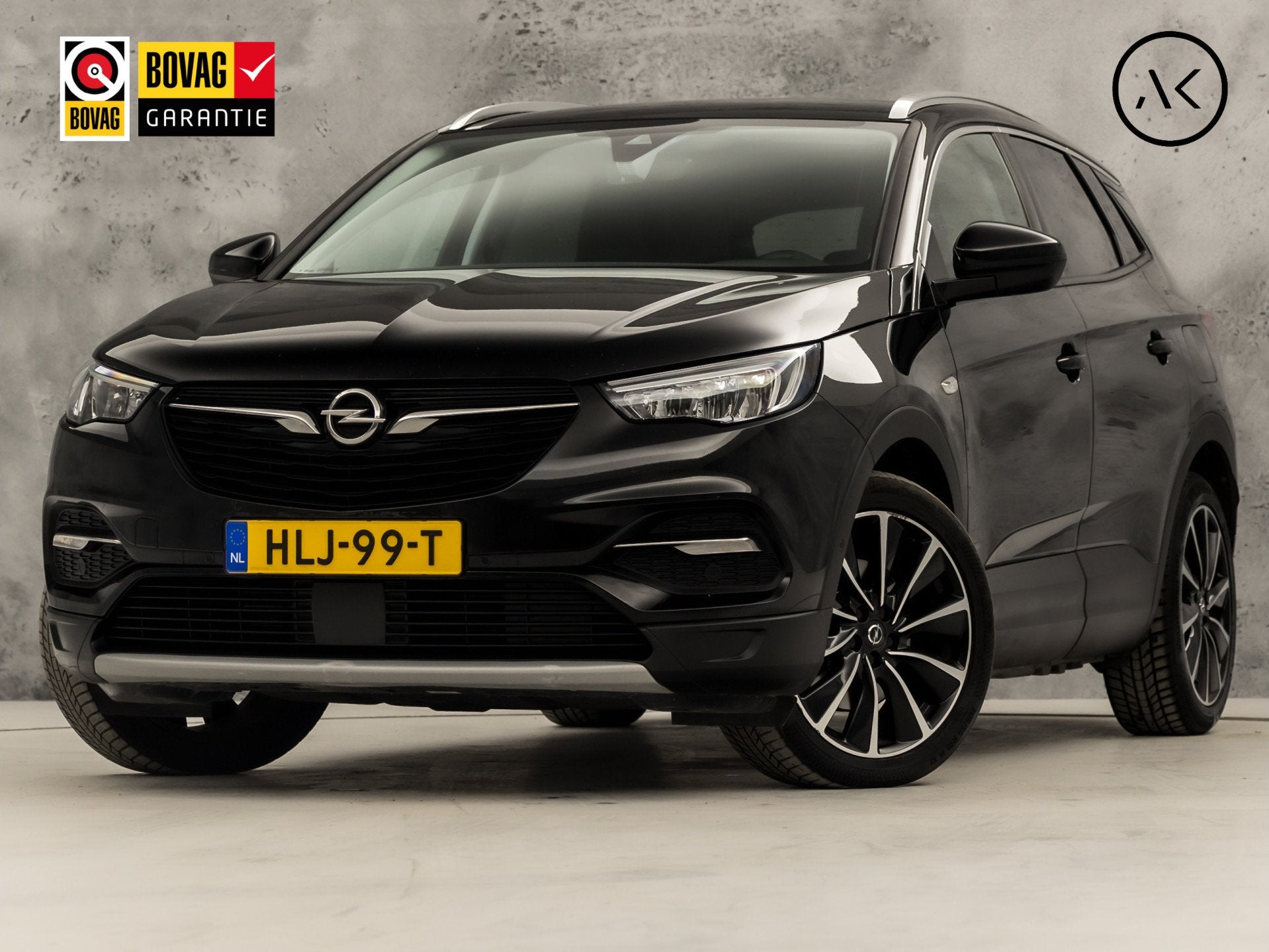 Opel Grandland X 1.6 Turbo Hybrid Innovation 229Pk Automaat, Auto's, Opel, 4 cilinders, Leder en Stof, Zwart, Plug-in hybride