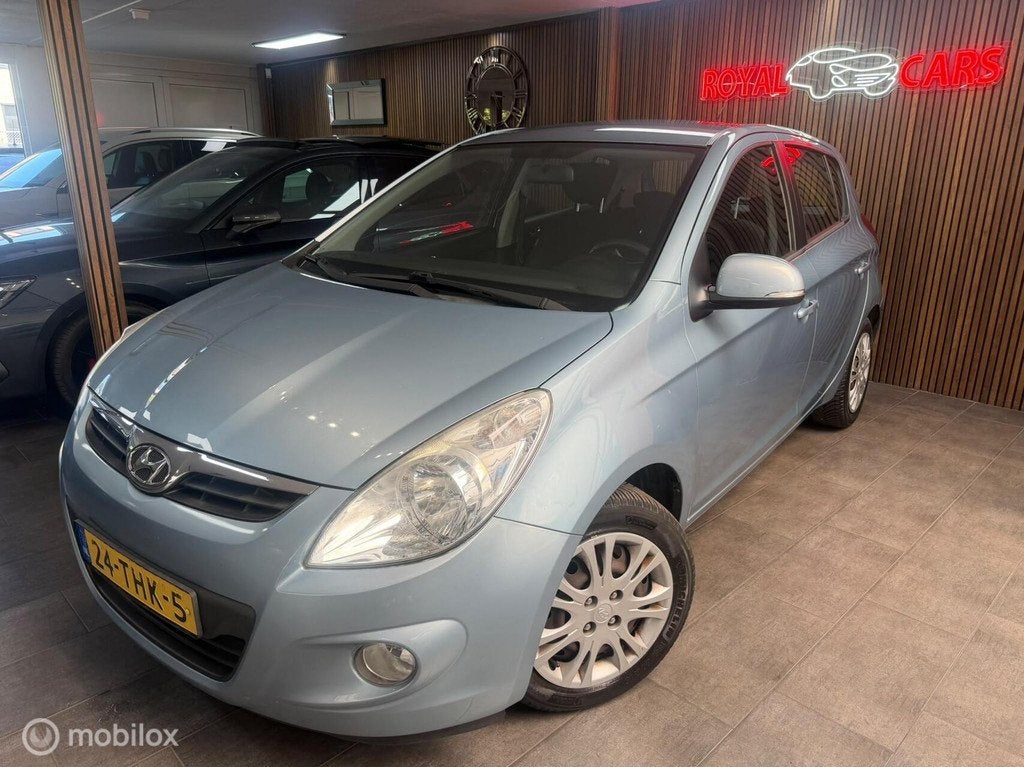 Hyundai i20 1.2i i-Motion| Parkeer sensor achter| Airco|APK, Auto's, Hyundai, Euro 5, 450 kg, Gebruikt, 31 €/maand