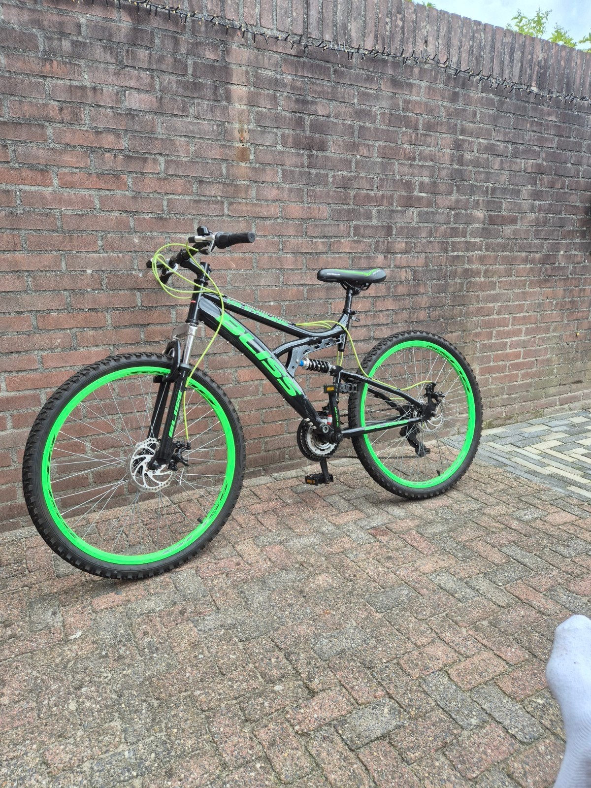 bliss  ks cycling 26 inch, Fietsen en Brommers, Fietsen | Crossfietsen en BMX, Ophalen, 24 inch of meer, Bliss, Aluminium