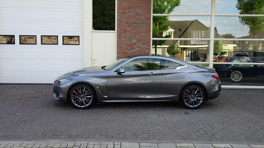 Infiniti Q60 COUPE 3.0 V6 TURBO AWD SPORT TECH 406 PK, Auto's, Infiniti, Q60, 4x4, ABS, Bluetooth, Boordcomputer, Centrale vergrendeling
