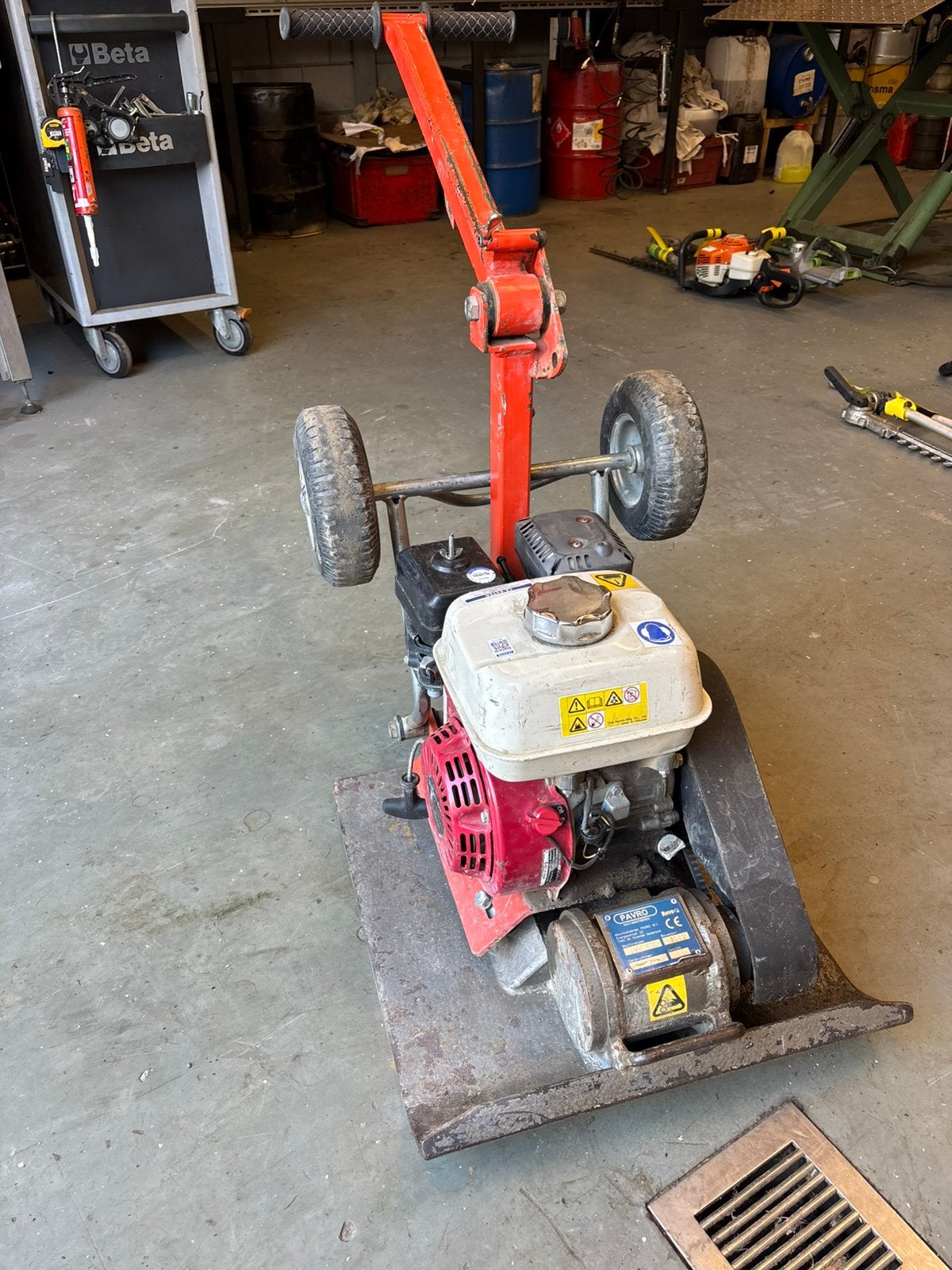 Profesionele trilplaat met honda motor lees beschrijving!, Ophalen, Gebruikt