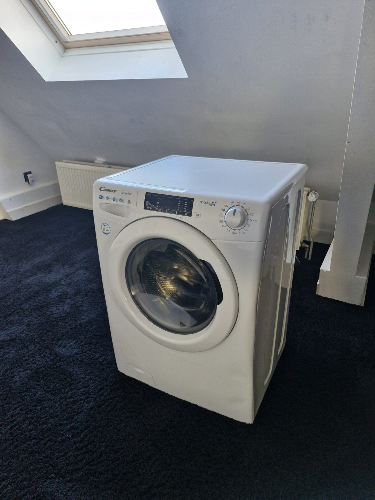 Wasdroog combinatie machine, Ophalen, 1200 tot 1600 toeren, 8 tot 10 kg, Handwasprogramma