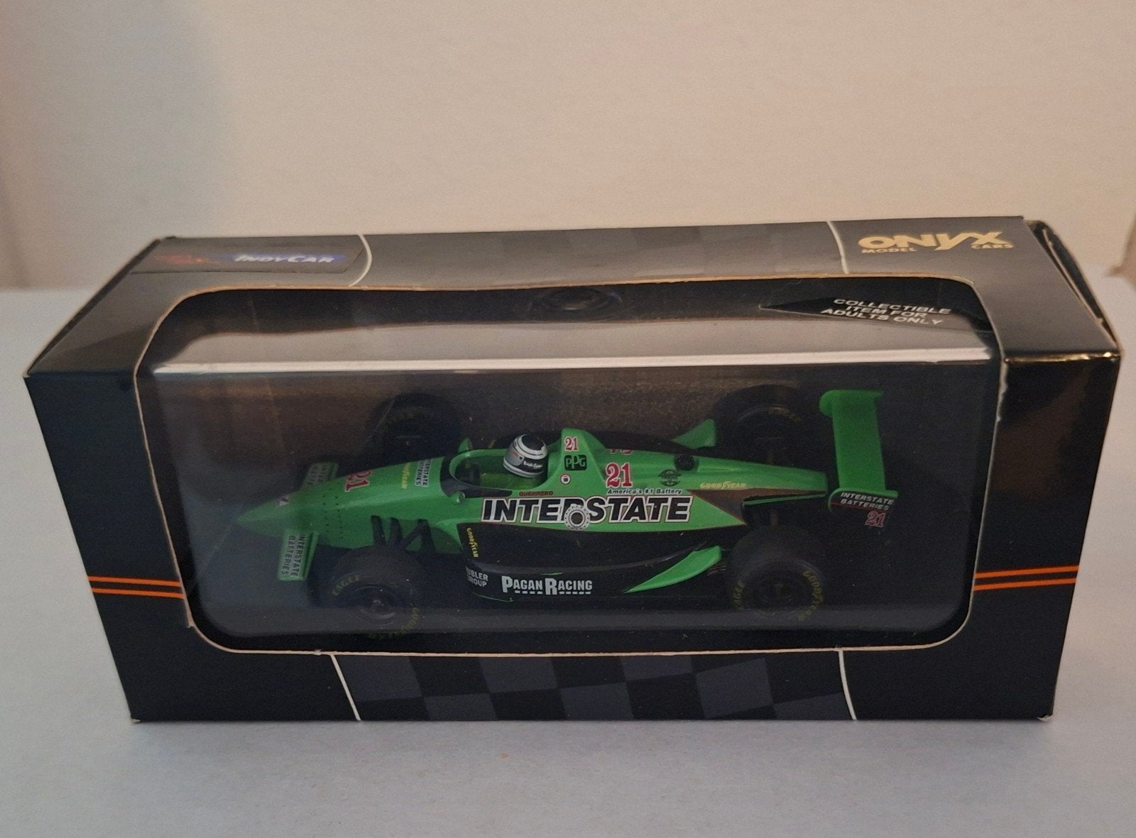 IndyCar Lola 'Interstate' Roberto Guerrero, Hobby en Vrije tijd, Modelauto's | 1:43, Verzenden, Nieuw