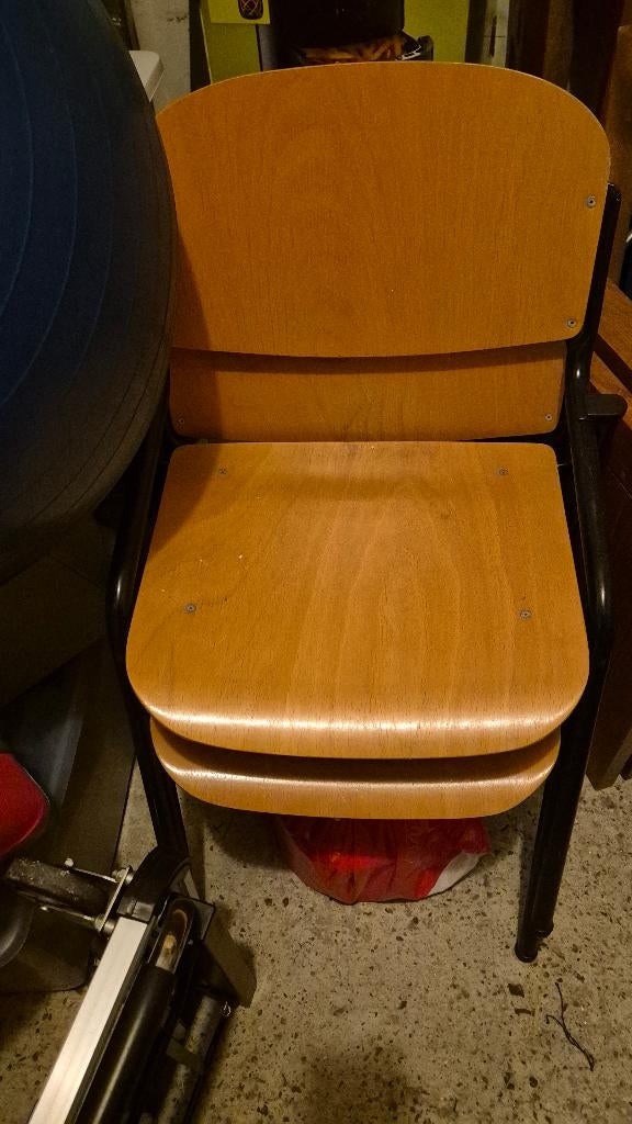 Eromes school-/kantinestoelen (2), Ophalen, Gebruikt, Twee, Bruin