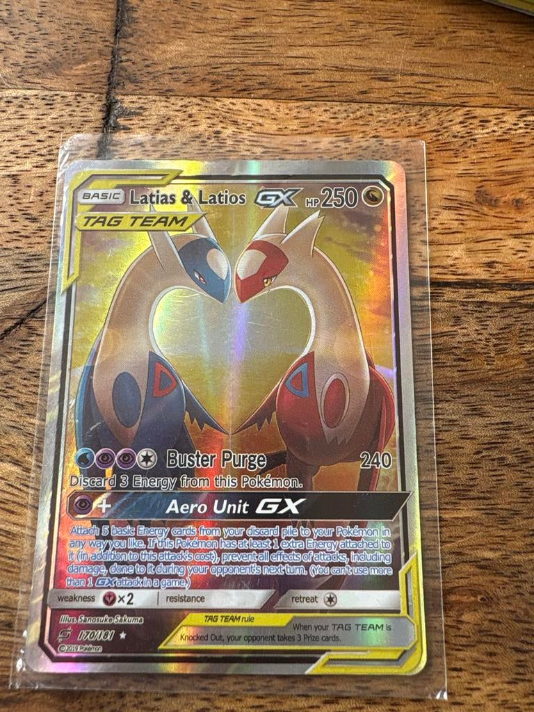 Latias & Latios GX TAG TEAM Pokémon Kaart (170/181), Ophalen of Verzenden, Zo goed als nieuw, Losse kaart, Foil