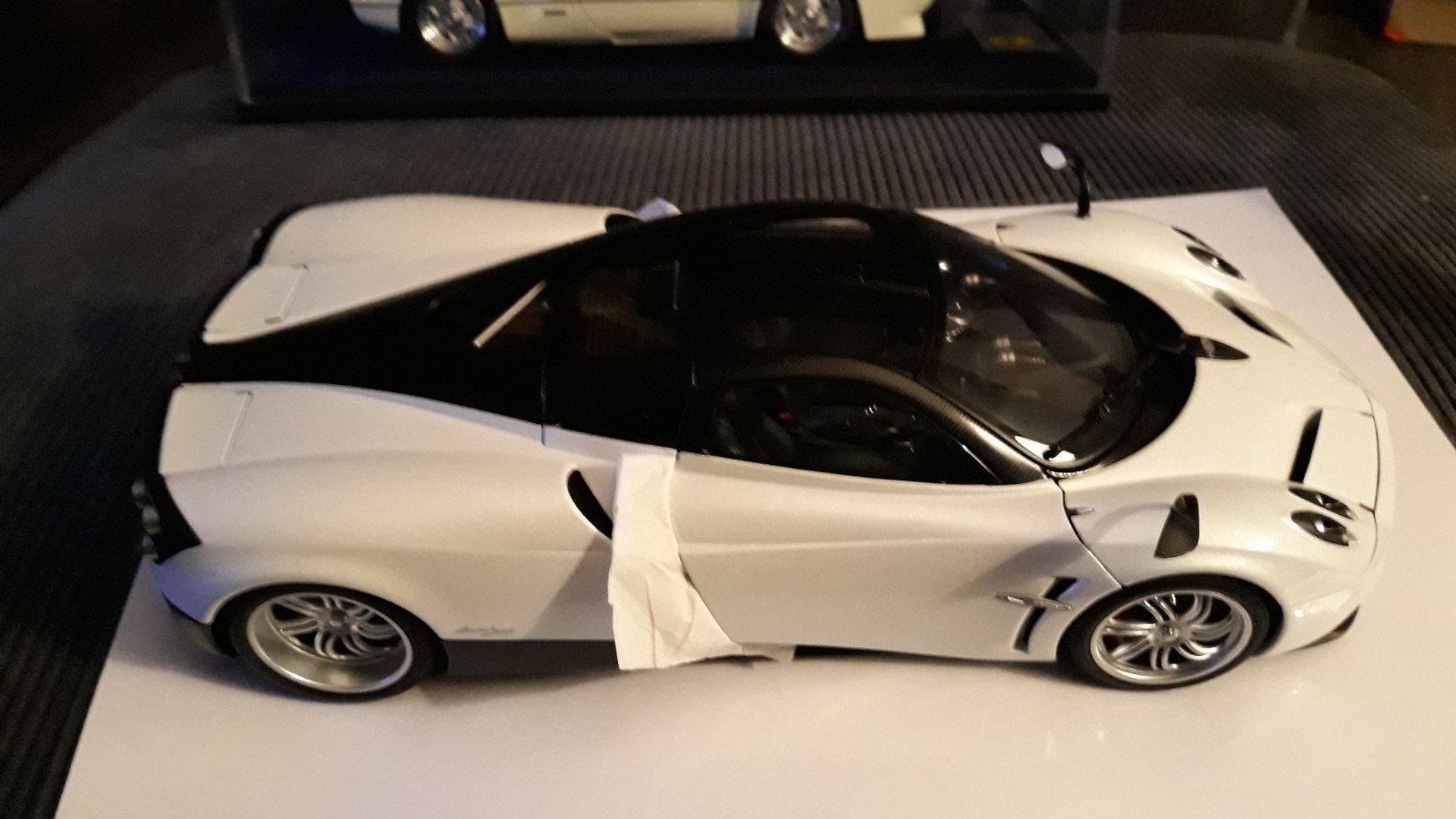Autoart 78267 1/18 Pagani Huayra Signature Gelimiteerd, Hobby en Vrije tijd, Modelauto's | 1:18, Ophalen of Verzenden, Zo goed als nieuw