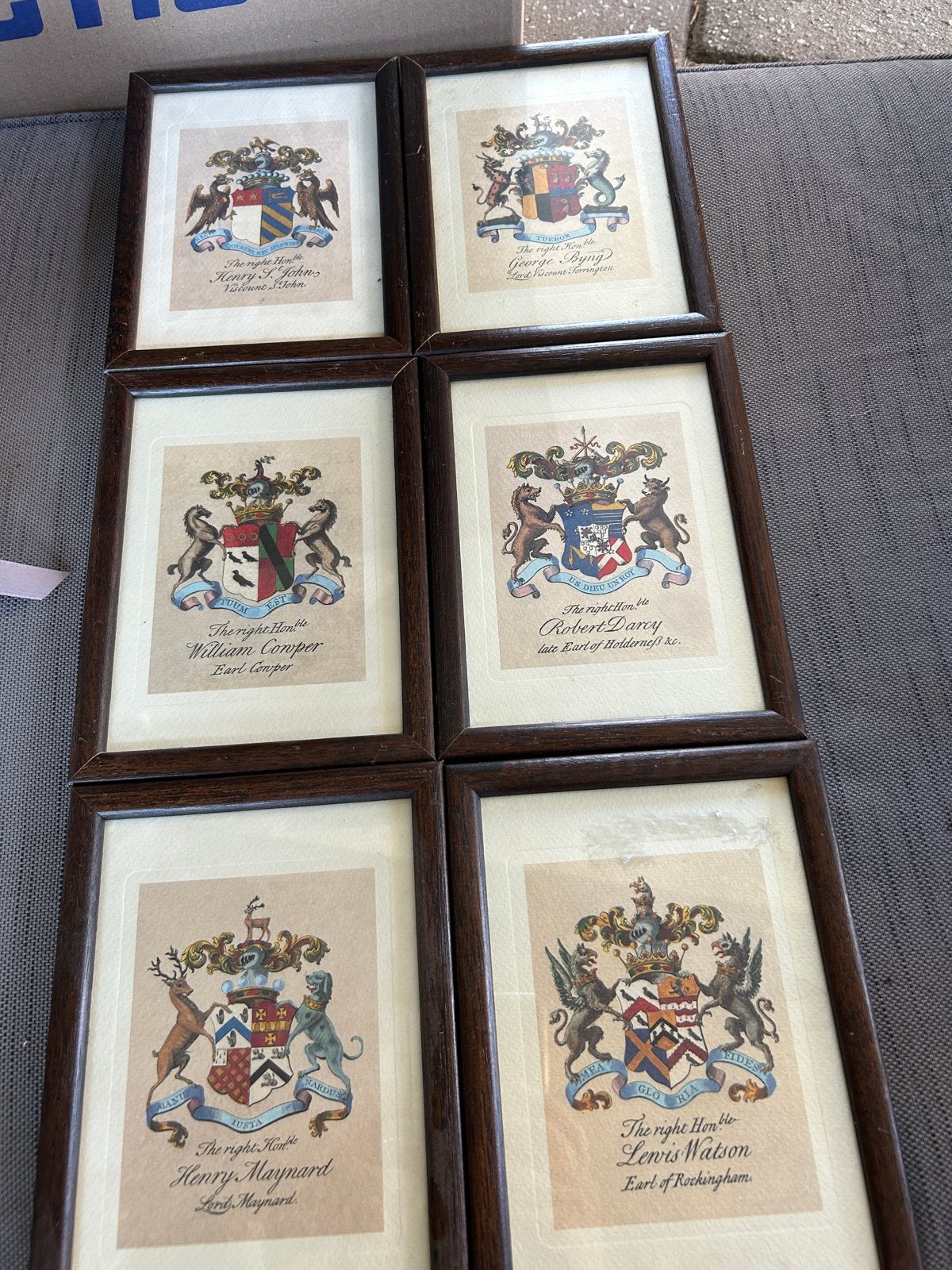 Set van 6 ingelijste wapenschilden - Antieke prenten, Verzamelen, Foto's en Prenten, Gebruikt, Ophalen of Verzenden, Voor 1940